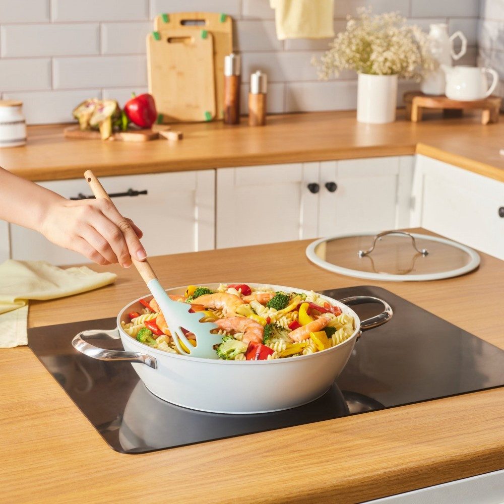 Karaca Topf-Set Karaca Swiss Crystal Almond Cream Handle Flache Kasserolle 30 cm