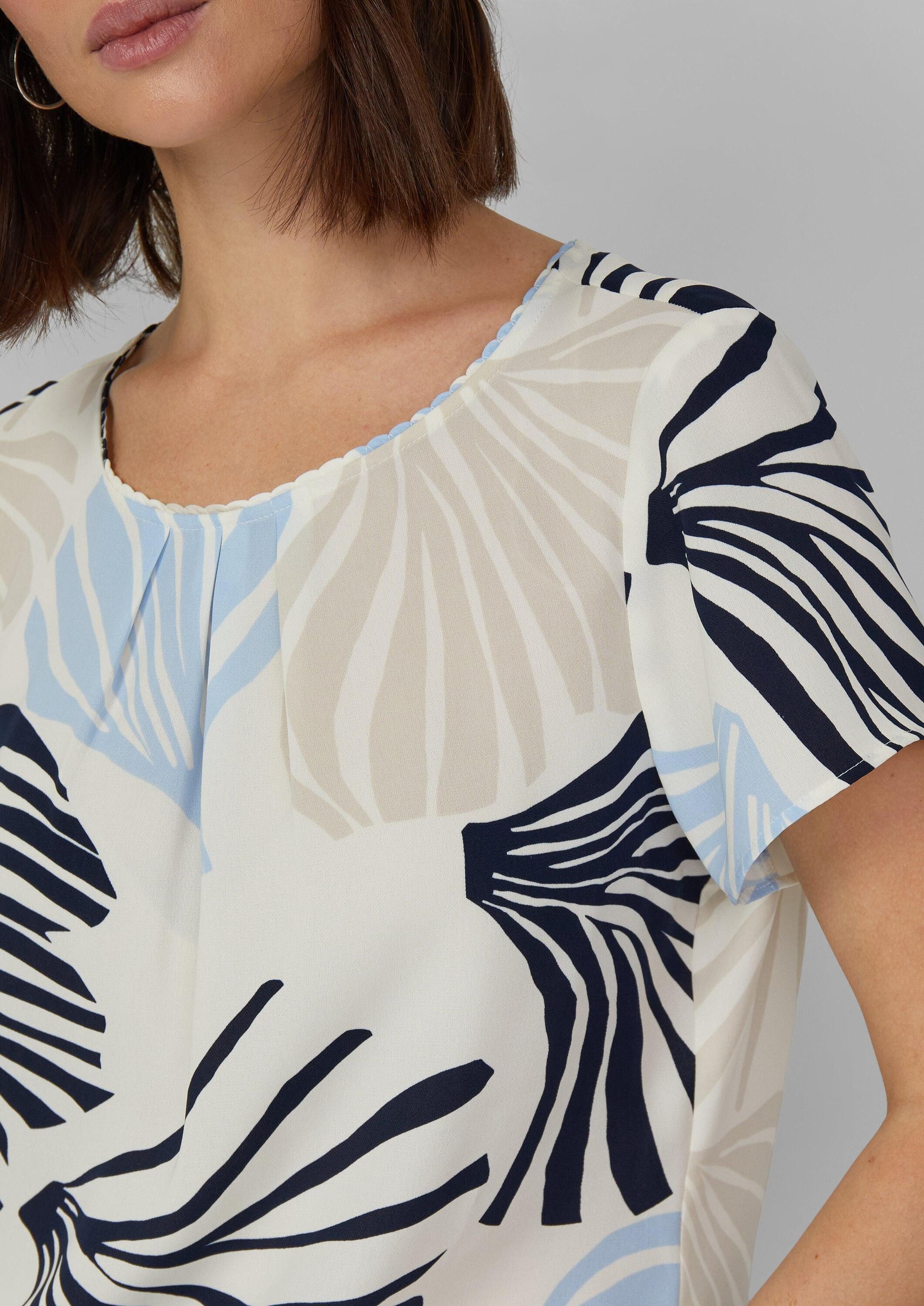 s.Oliver Kurzarmbluse Bluse Crêpe-Bluse mit All-over-Print und Schmuckkante