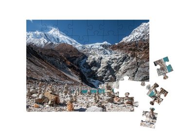 puzzleYOU Puzzle Blick auf Manaslu-Bergkette und Birendra-See, 48 Puzzleteile, puzzleYOU-Kollektionen