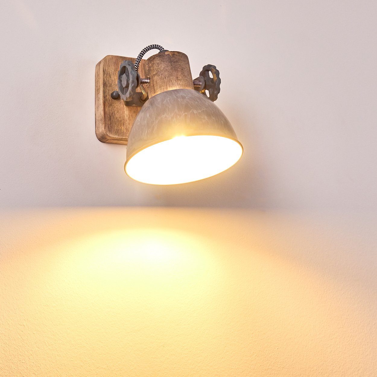 Wandleuchte ohne Grau/Weiß/Braun, hofstein 1xE27 Design, im aus Metall/Holz »Cotes« in Wandlampe Leuchtmittel, Wandspot verstellbare Retro/Vintage