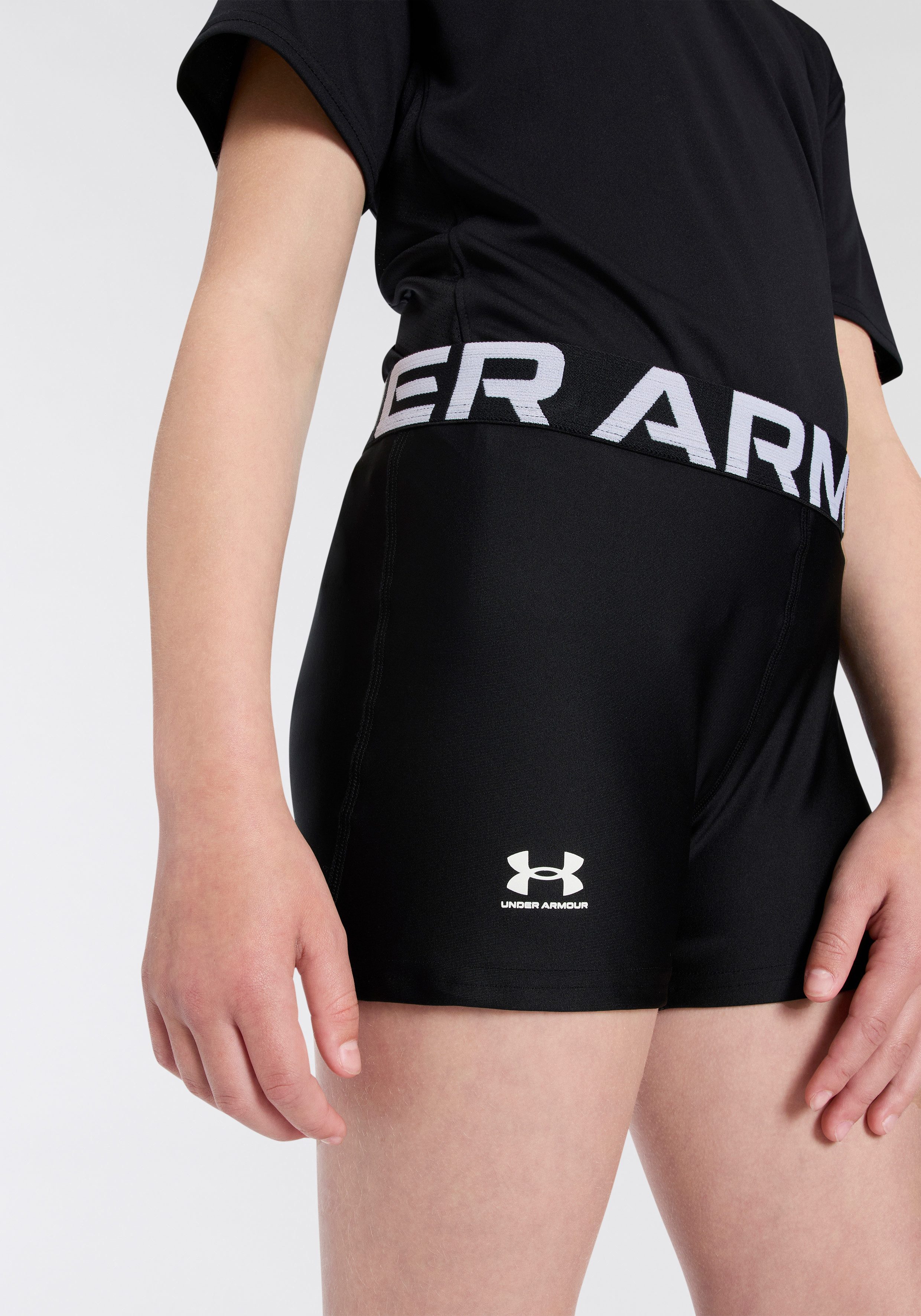 Under Armour® Trainingsshorts HeatGear® für Kinder, mit Logodruck und Logoschriftzügen