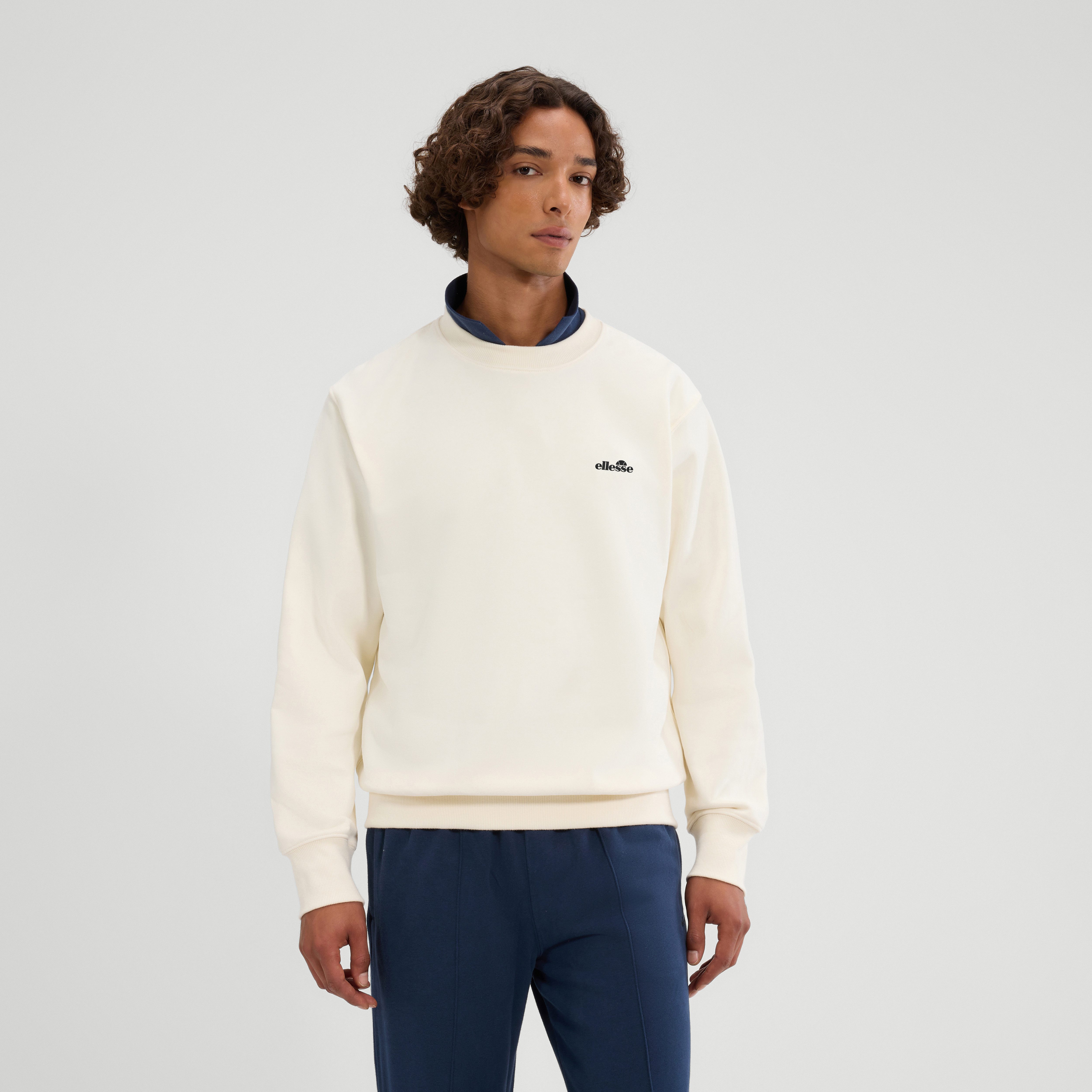 Ellesse Sweatshirt CORCOLLE SWEATSHIRT mit Rundhalsausschnitt, ohne Verschluss, aus Baumwolle und Polyester
