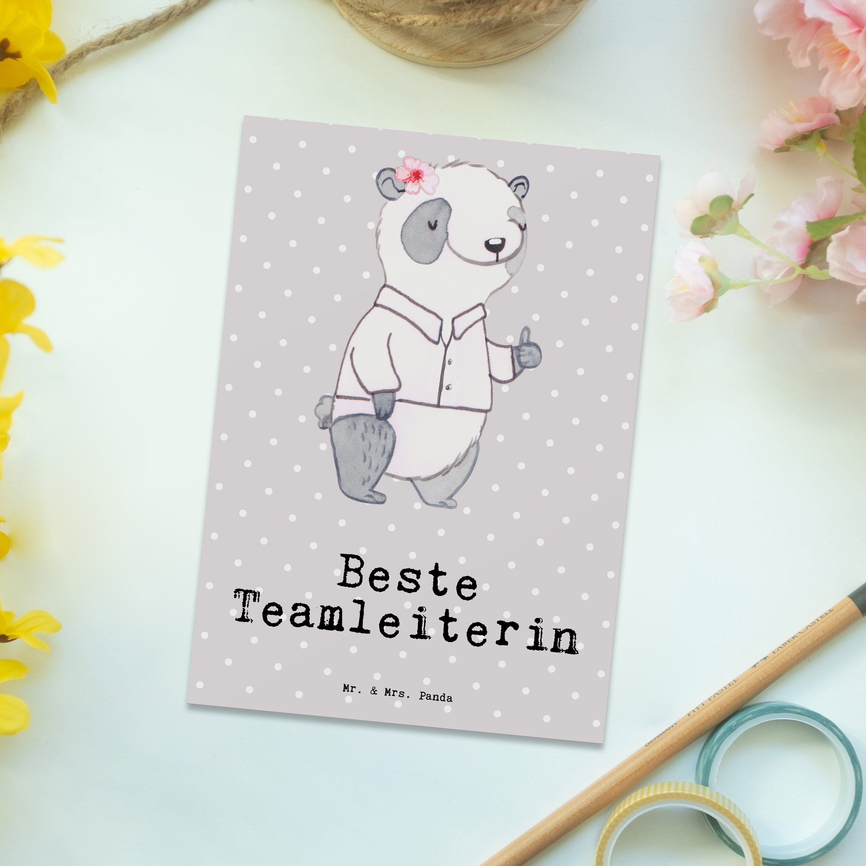 Mr. Beste Teamleiterin Grau Postkarte Mrs. Panda Panda - & Abs Pastell Geschenk, Geschenktipp, -
