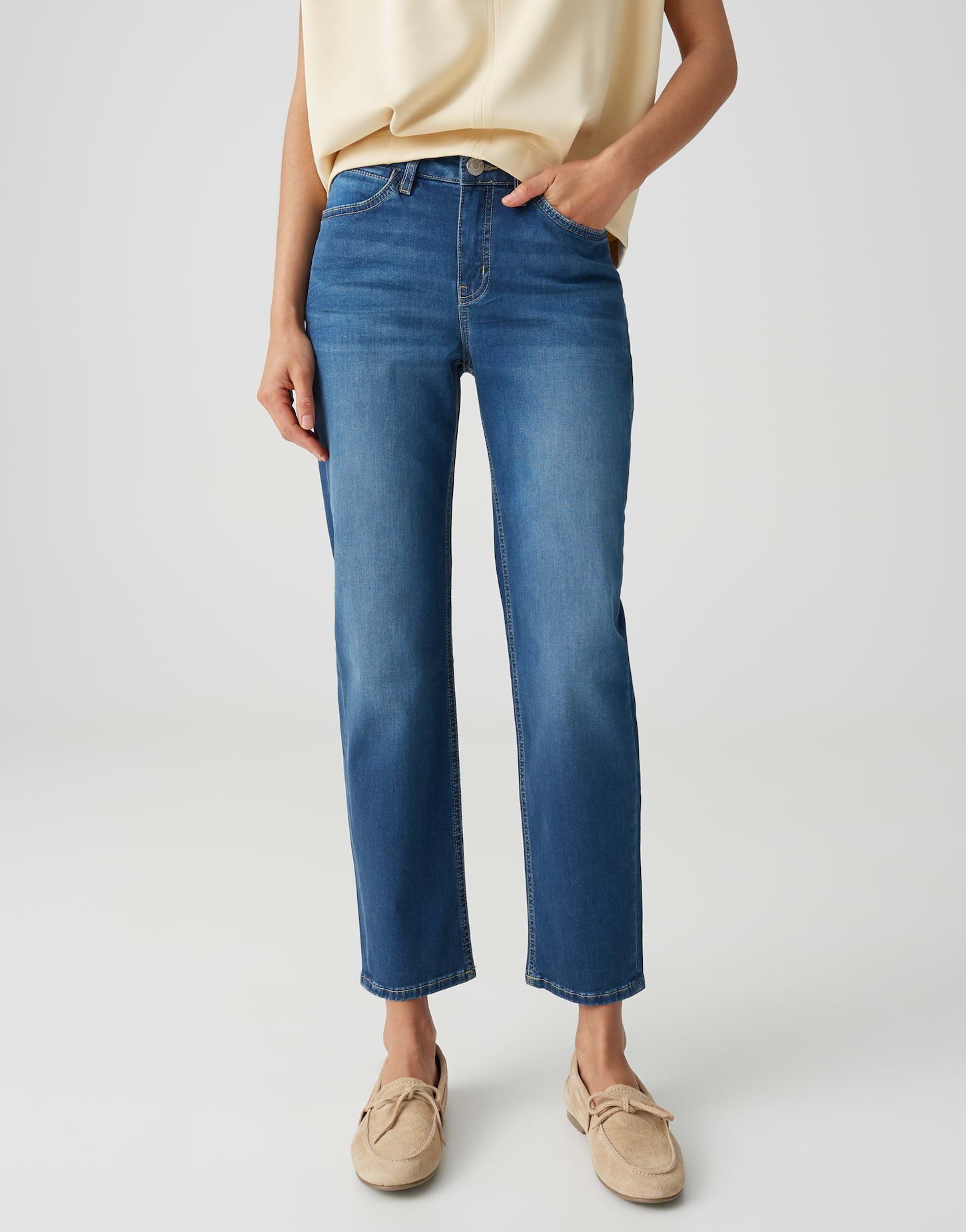 Opus 5-Pocket-Jeans Gestreiftes T-Shirt aus BCI Cotton Mix Loose Fit Boxy Fit, Schlitze an den Seiten, Pull-on