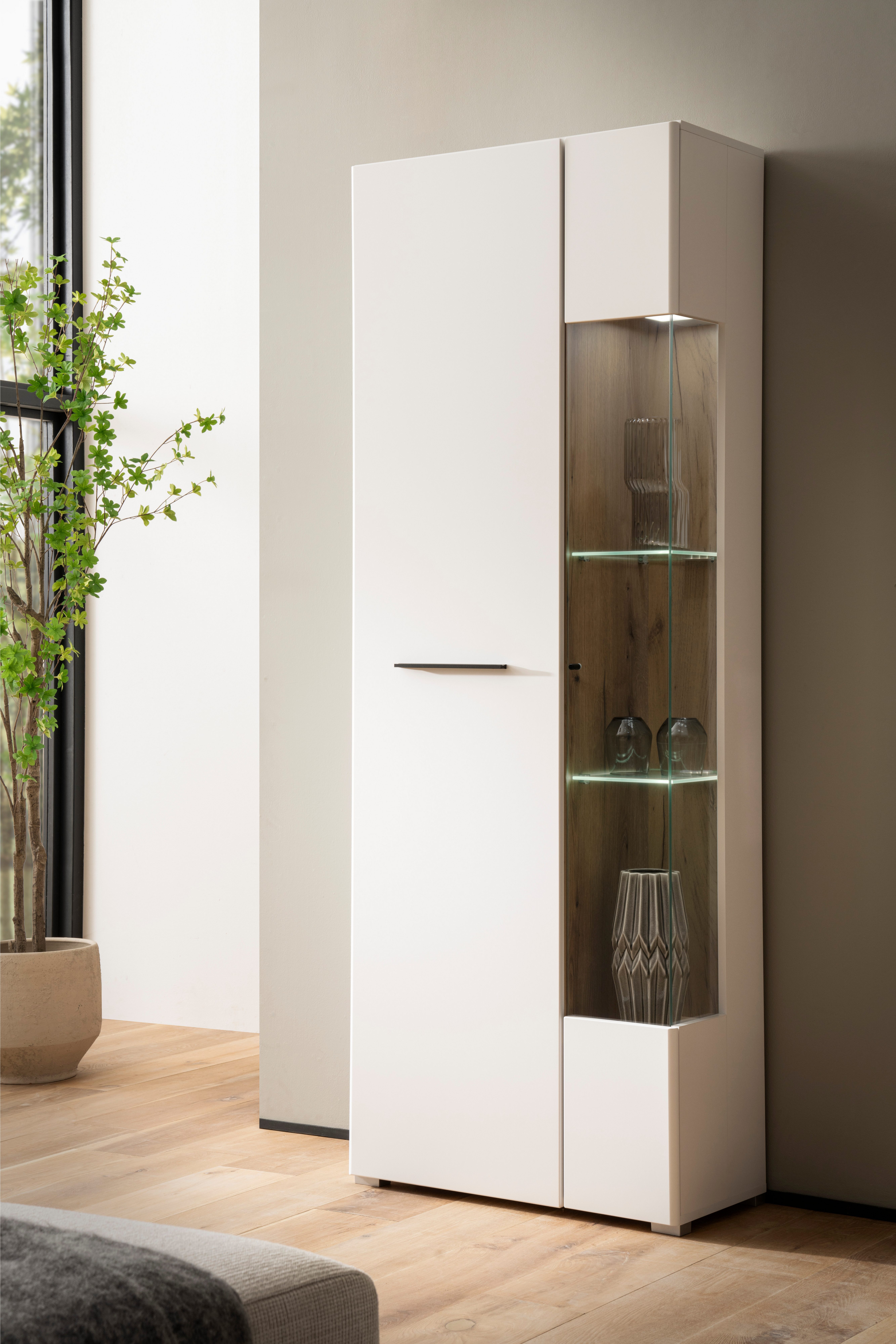 INOSIGN Vitrine "Salerno Hochschrank, Glasvitrine, Weiß mit Eiche Evoke Dek günstig online kaufen