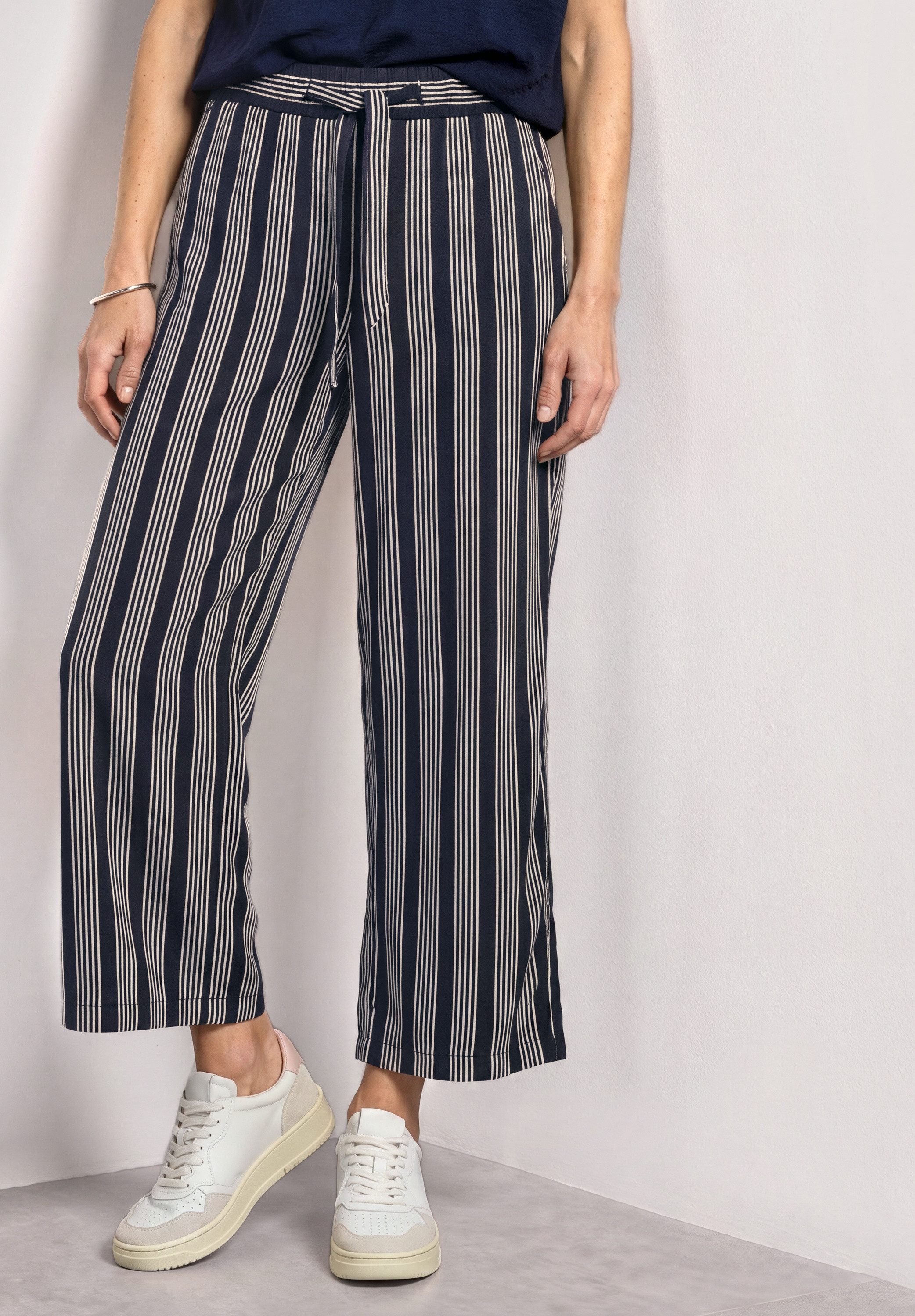 STREET ONE Stoffhose im Streifendesign