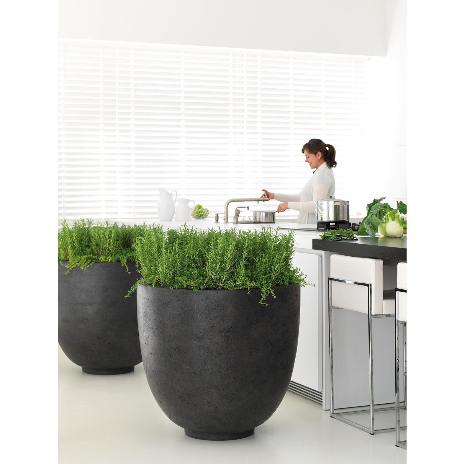 fleur ami Pflanzkübel Polystone Ego Giant Bodengefäß, Ø 80 cm, Höhe 70 cm, anthrazit | Pflanzkübel