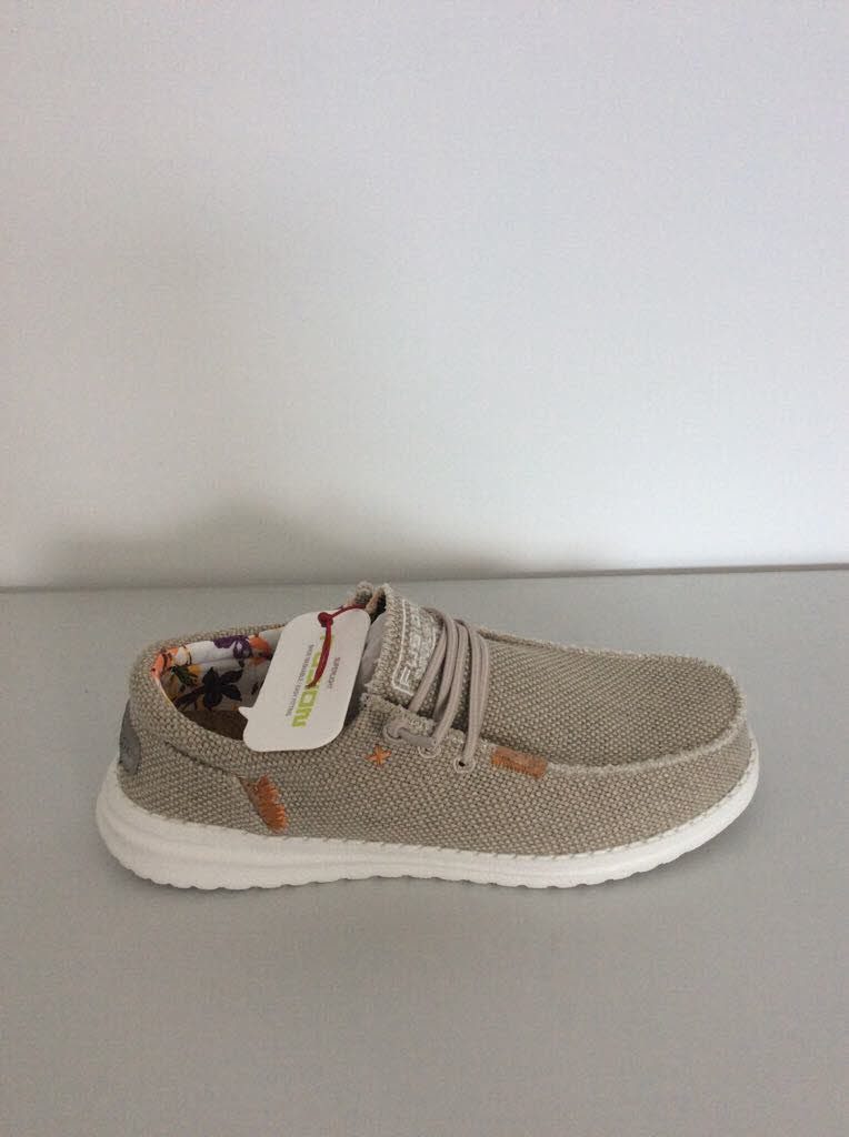 Schnürschuh