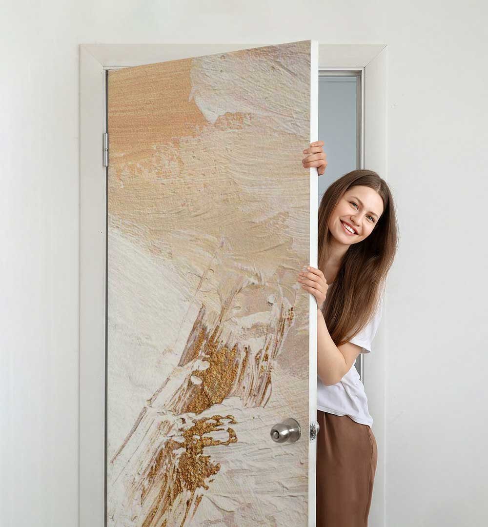 MyMaxxi Dekorationsfolie Türtapete Türposter Türfolie selbstklebend Abstrakte bemalte Wand, (Goldene Farbe, 1St.}, Klebefolie Tür aufgerollt), Selbstklebend