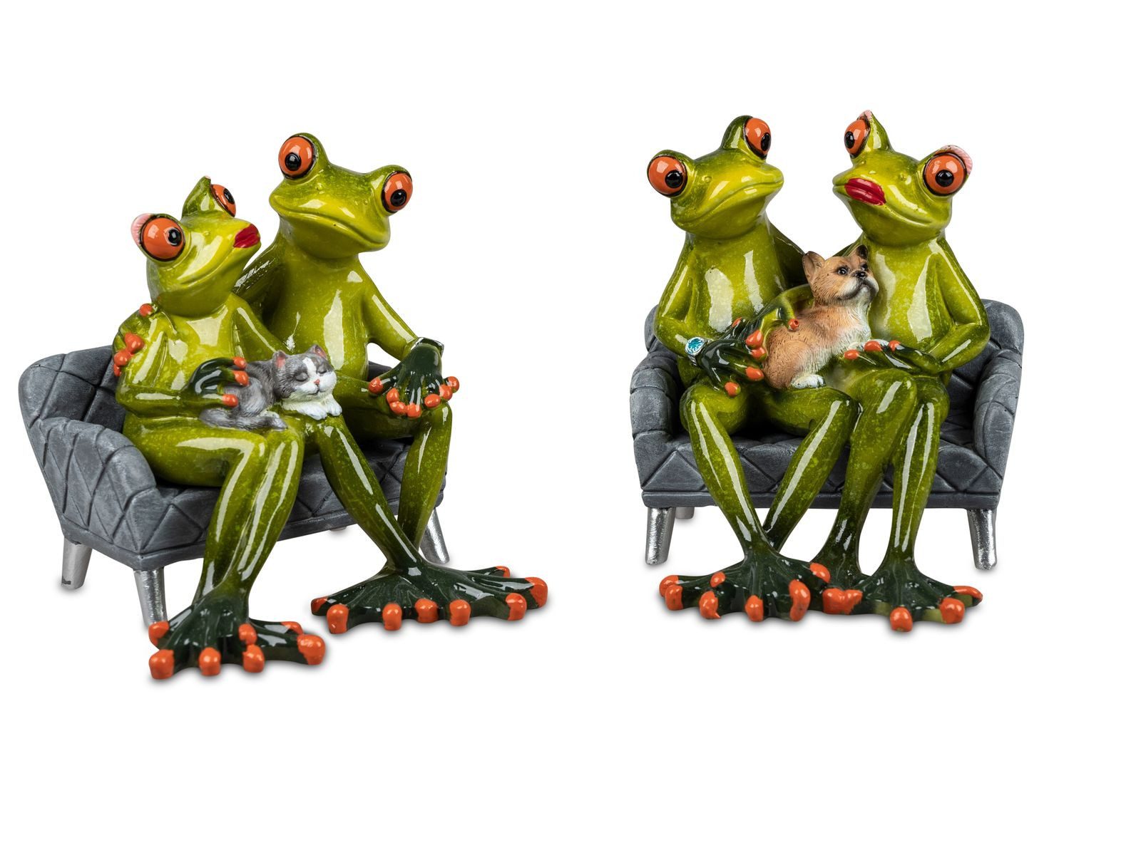 formano Sammelfigur 2er Set Froschpaar mit Haustier auf Sofa lustige Frösche 15cm Figur (2er Set)