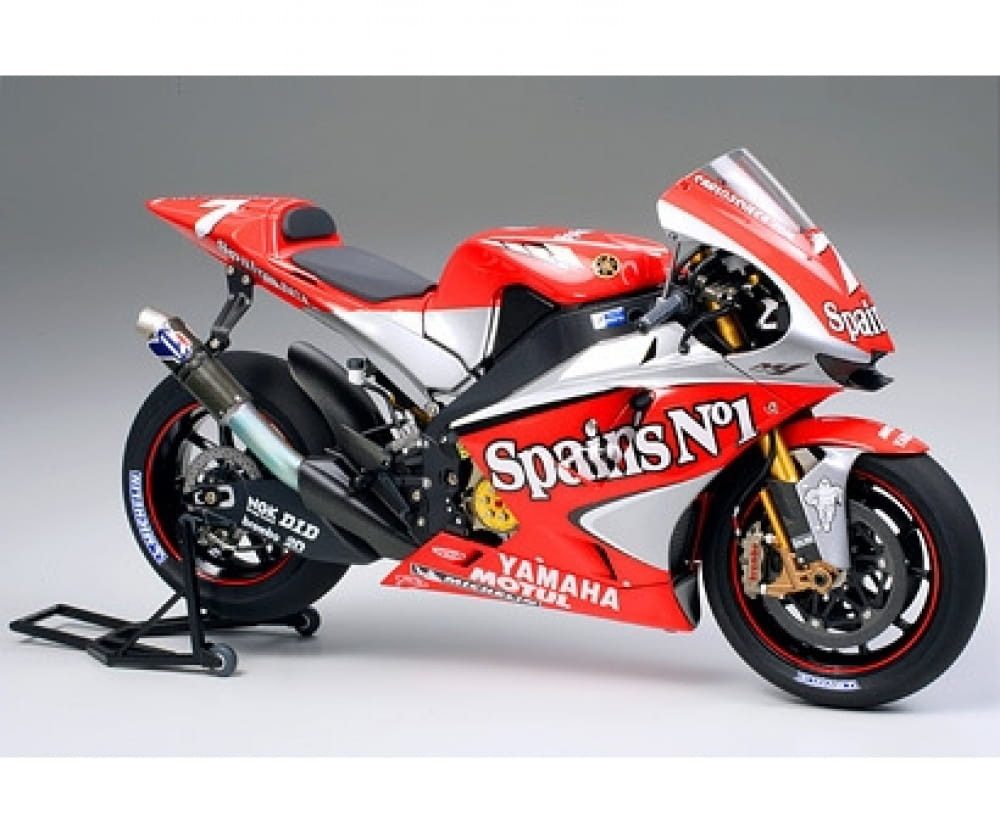 Tamiya Modellbausatz Tamiya Yamaha YZR-M1 #7/#33 ´04 Motorrad 1:12 Plastik Modellbau Bausat