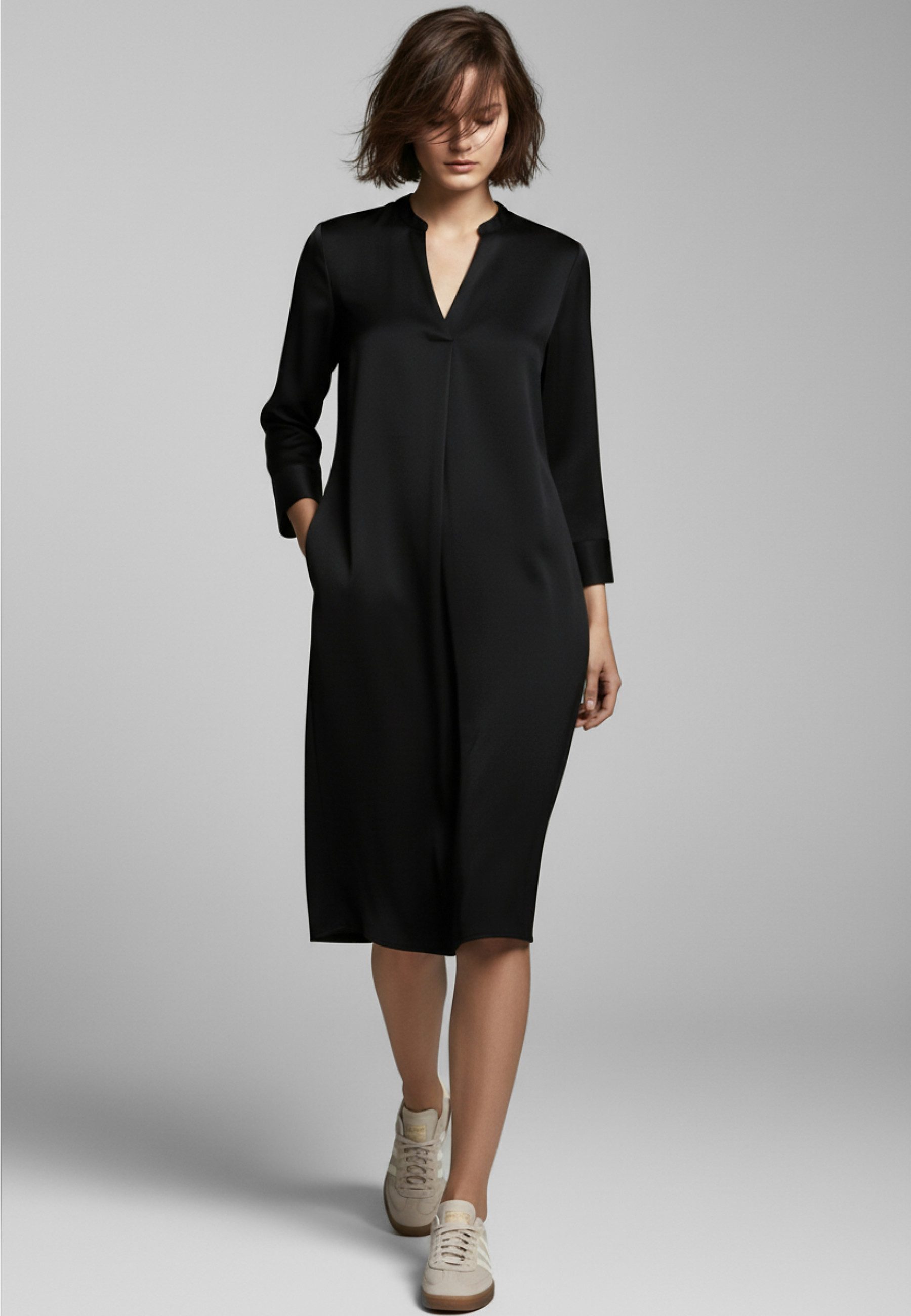 Andijamo-Fashion Midikleid SILENT GLOW moderne Silhouette, matte Satinqualität