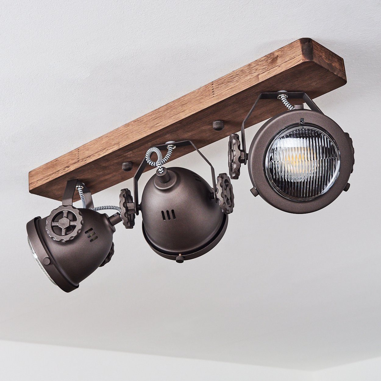 ohne Glasschirm, max. Holz mit in Metall Spots 3xGU10 Leuchtmittel, in »Biati« Watt Braun 50 Deckenleuchte Zimmerlampe hofstein sind und dreh-/schwenkbar,