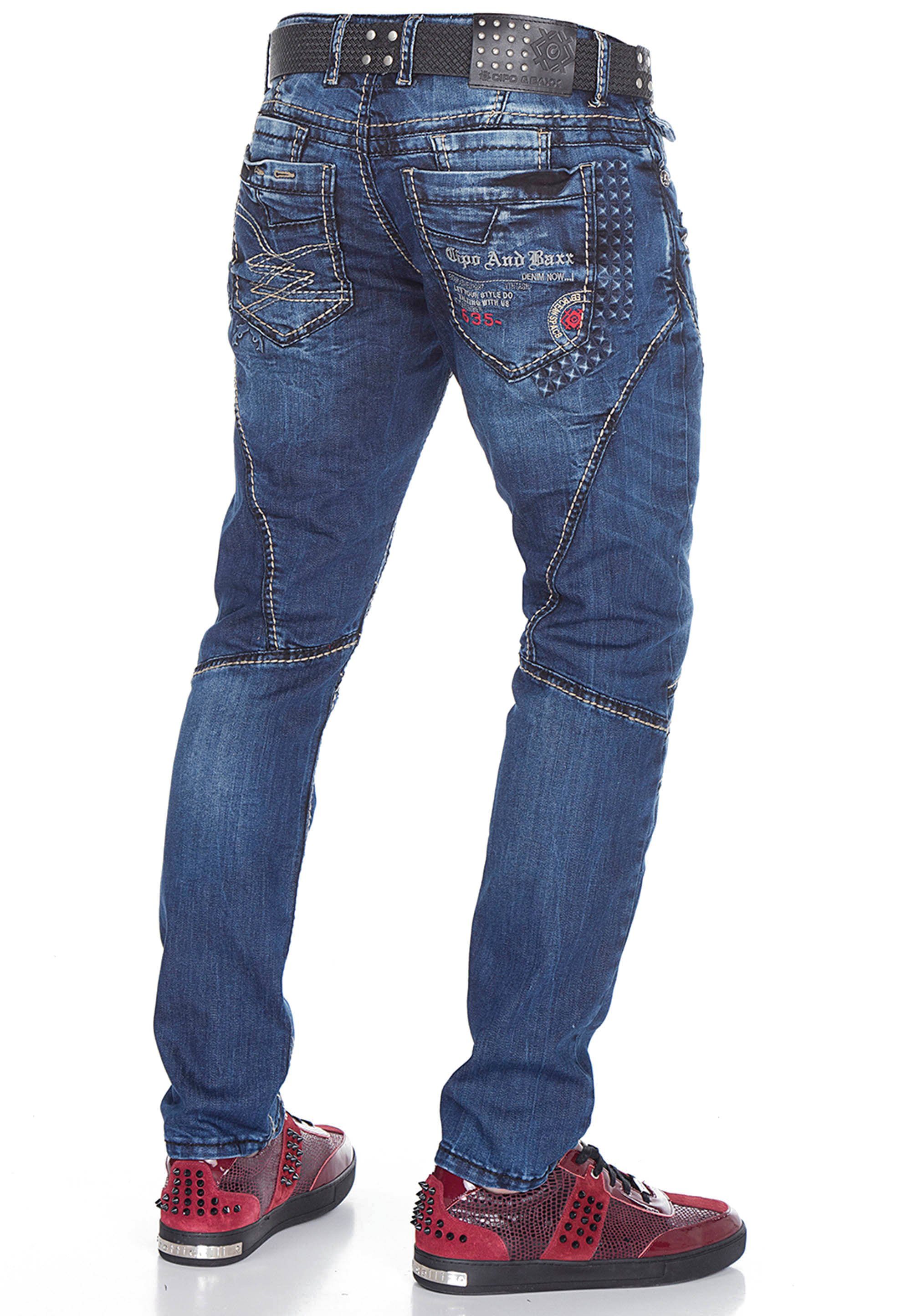 & Straight-Fit mit Cipo Bequeme in trendigen Ziernähten Baxx Jeans