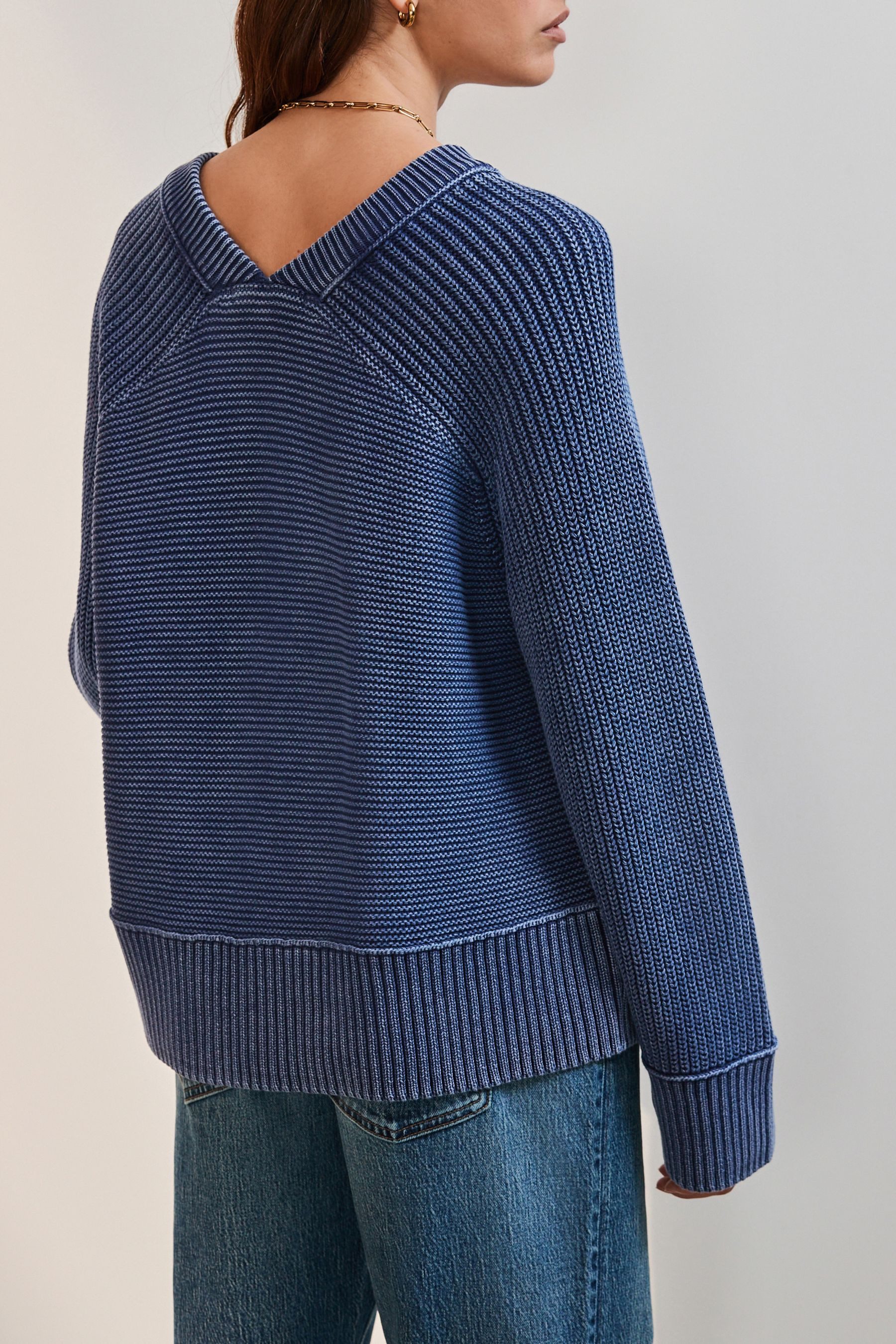 Next V-Ausschnitt-Pullover Legerer Washed-Pullover mit V-Ausschnitt günstig online kaufen