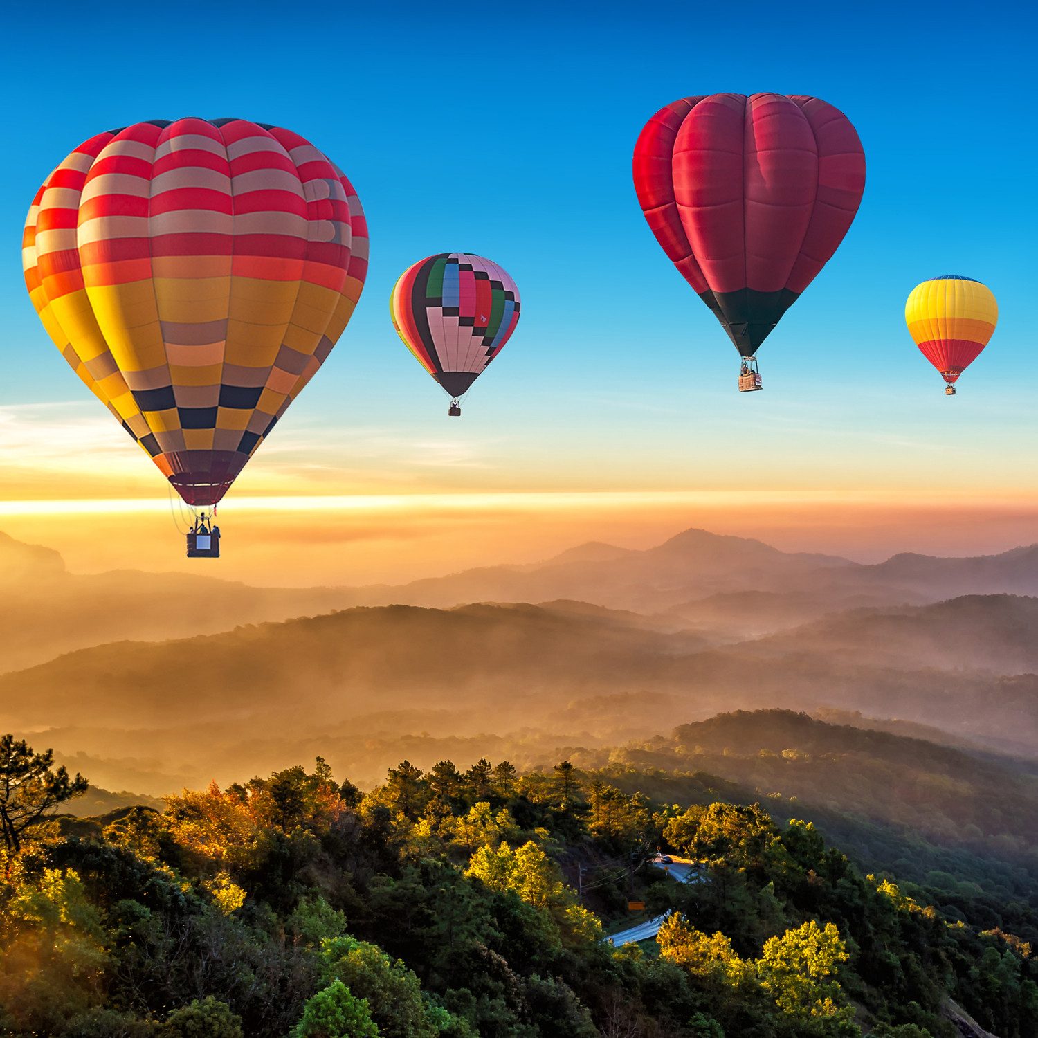 queence XXL-Wandbild Akustikbild Landschaft mit Heißluftballons, Ballonfahren, Heißluftballon, Himmel, Himmelsbilder, Landschaft (1 St), Einfache Akustiklösung ohne Baumaßnahme, Schalldämmung, Paneele
