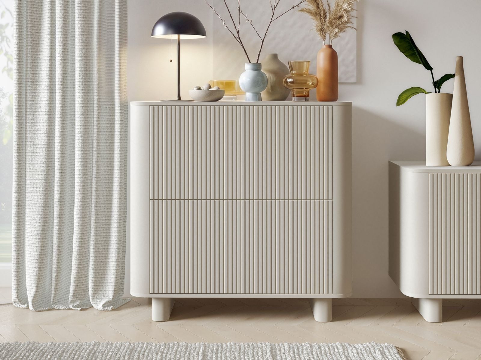 Compleo Kommode mit 4 Türen, Nussbaum oder Kaschmir, Elegant design, Sideboard mit Lamellen, Push to open Funktion, MADE IN EU