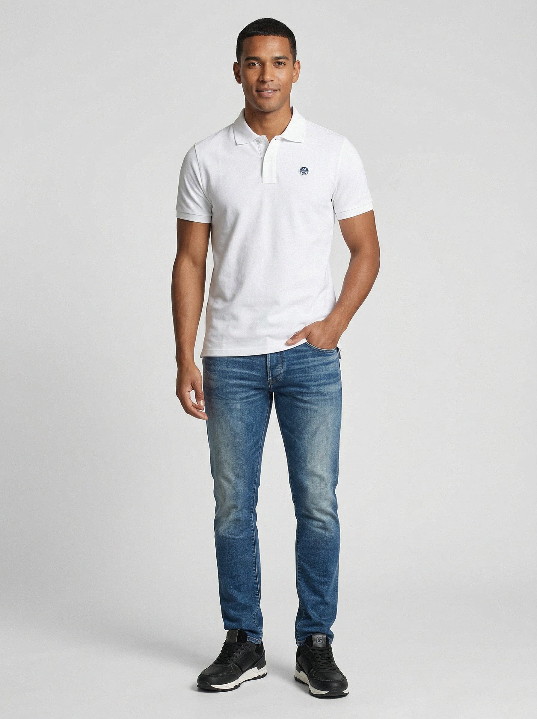 Zum Outfit 12