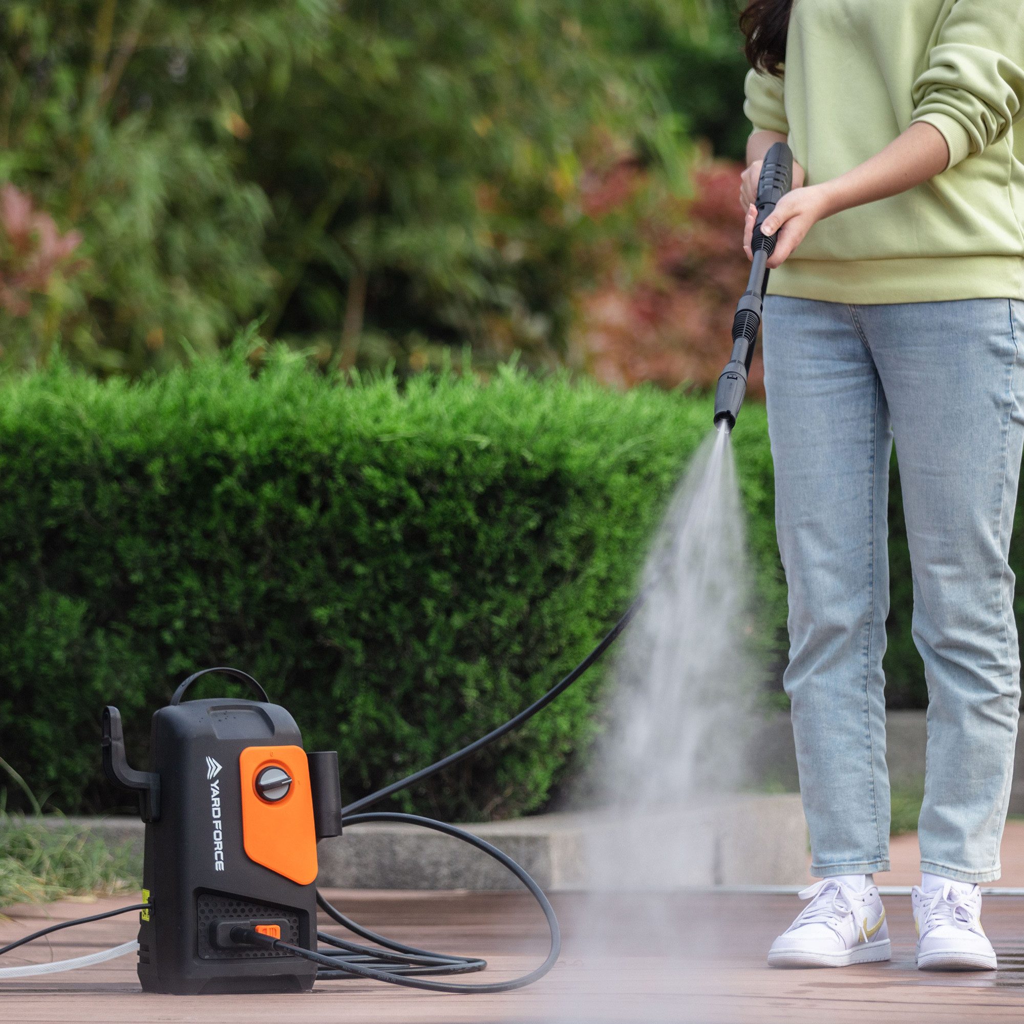 Yardforce Hochdruckreiniger EW U11B, 1600.00 W, Fördermenge max: 400 l/h, mit kraftvollem 1.600-Watt-Universal-Motor