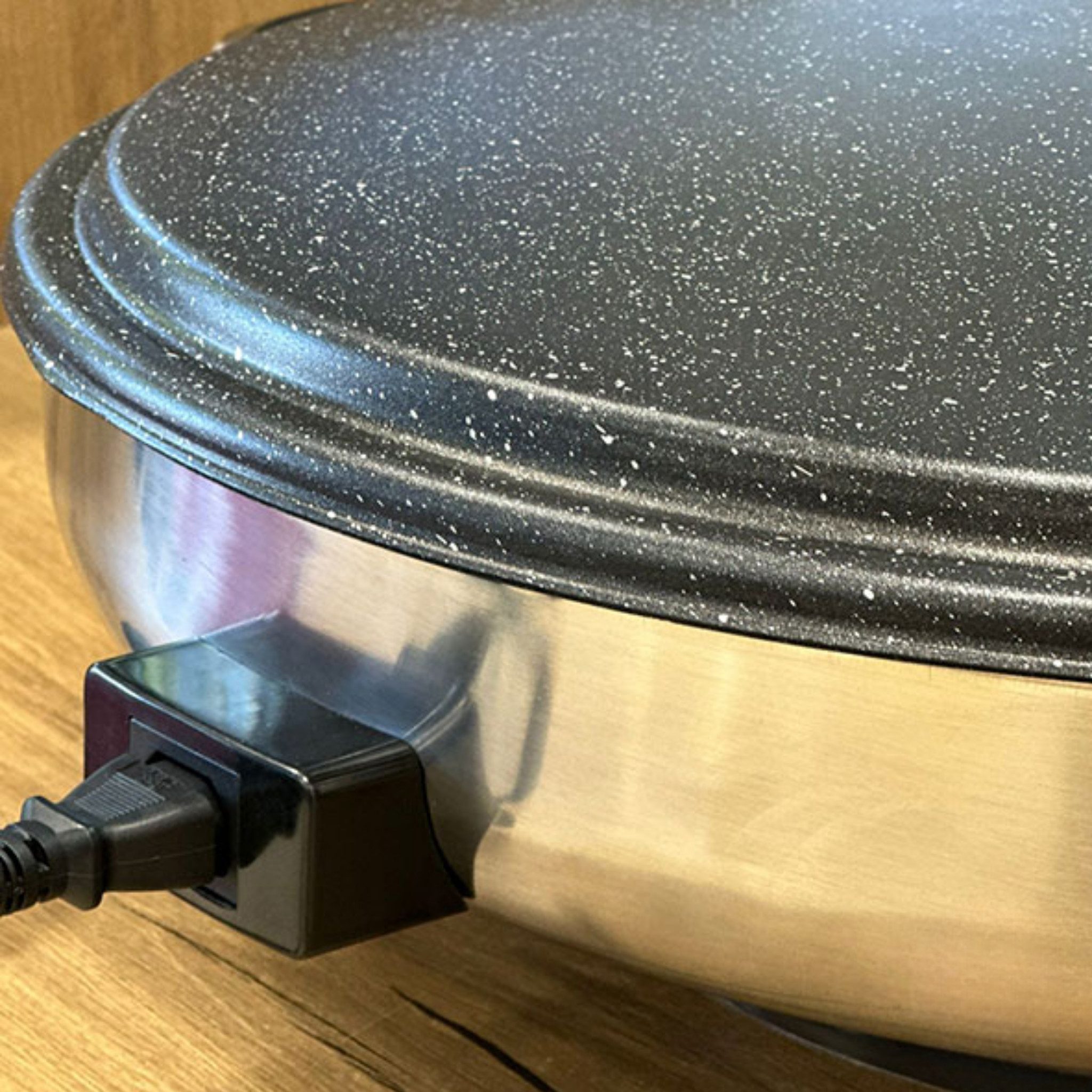 gowoll Crêpesmaker Fladenbäcker Elektrischer, 2300 W, Ø 50 cm, Teflon-Beschichtet