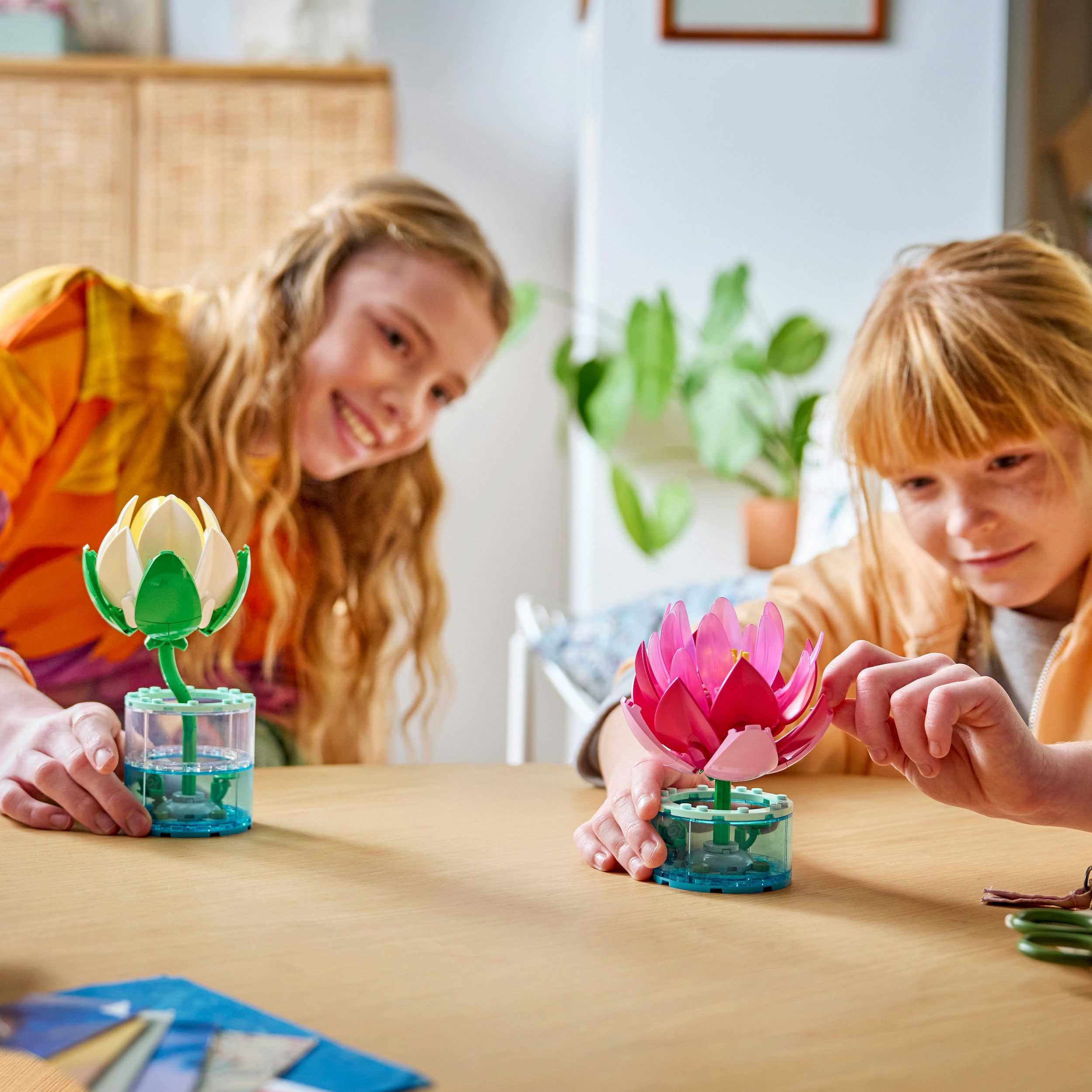 LEGO® Seerosen (11511), LEGO Botanicals Konstruktionsspielsteine, (259 St), Made in Europe