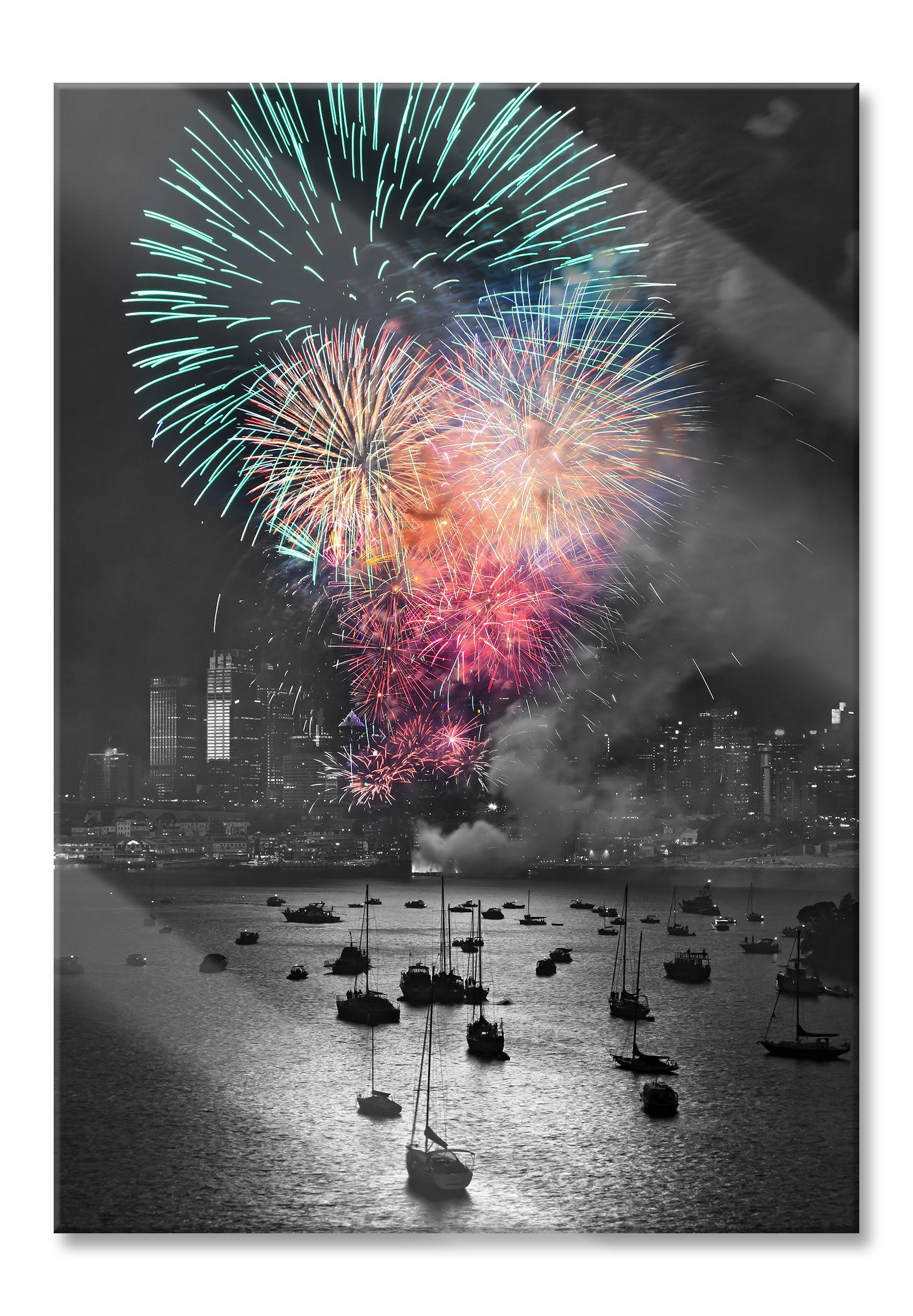 Glasbild Feuerwerk über Meer