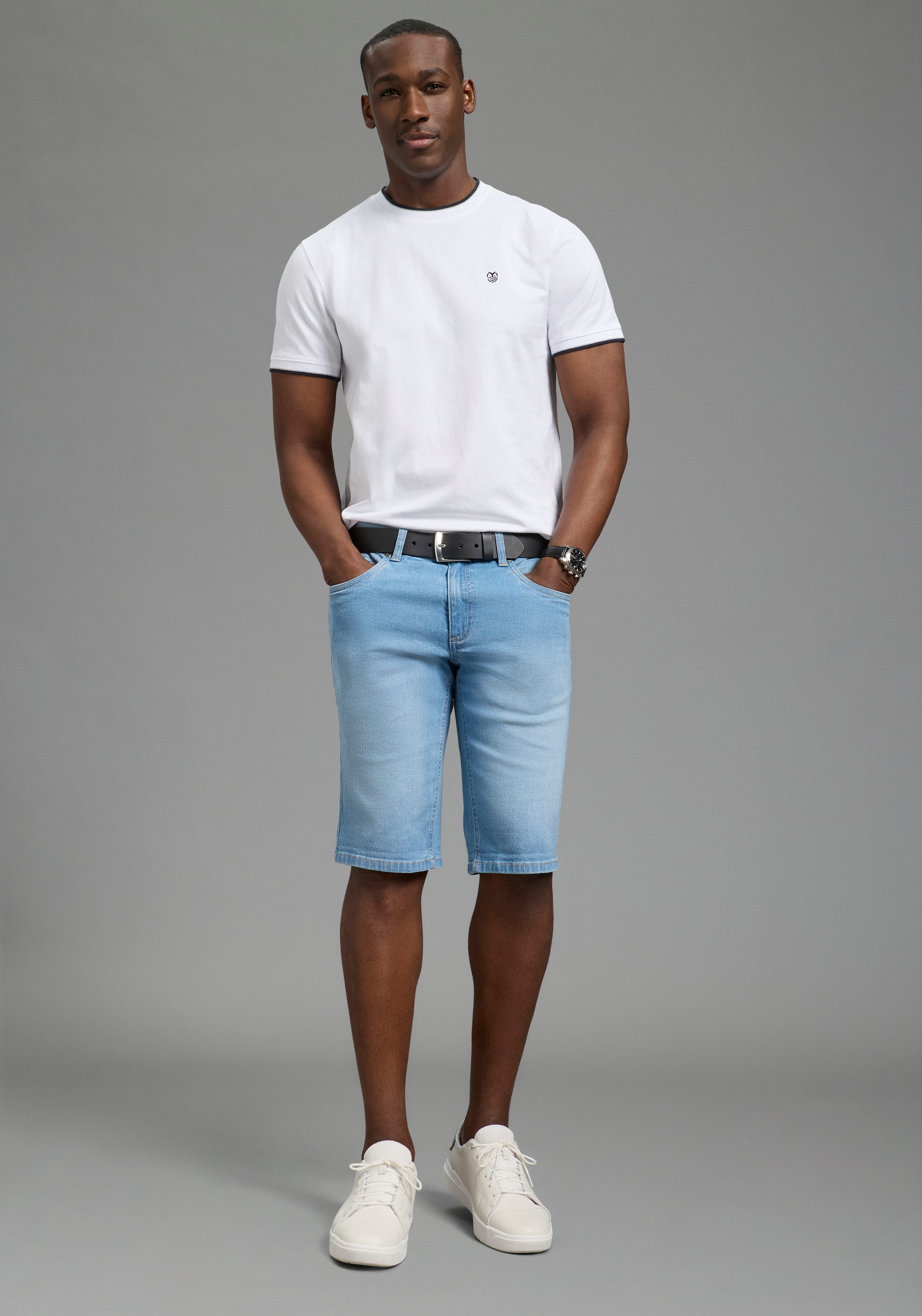 Zum Outfit 8