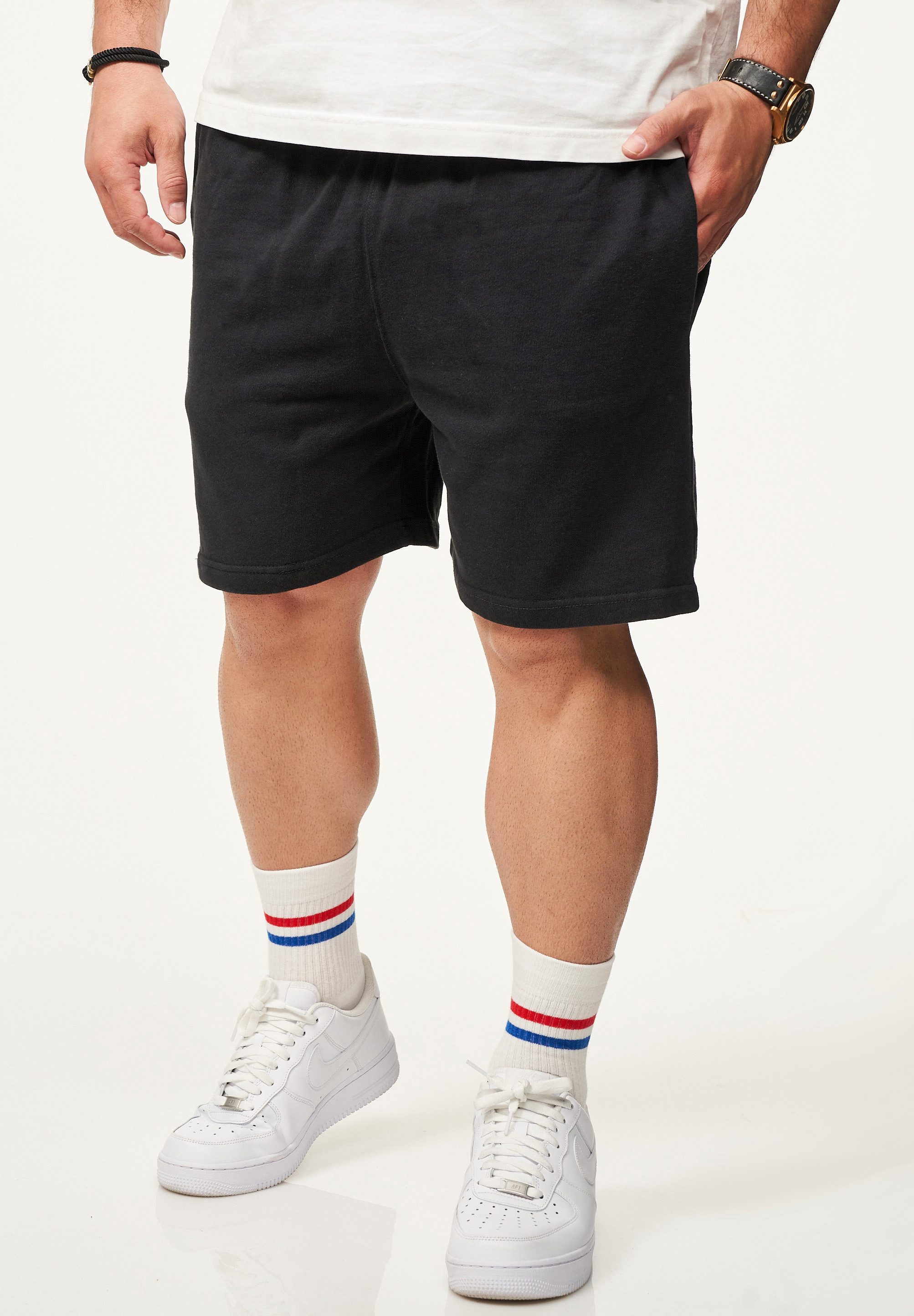 BEHYPE STUDIOS Sweatshorts im lockeren Relaxed-Fit günstig online kaufen