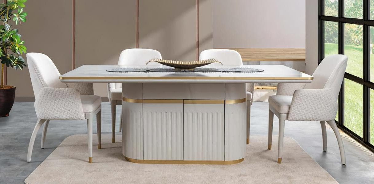 Xlmoebel Essgruppe Hochglanz-Esstisch mit weißen Stühlen aus Edelstahl und Holz, (Essgruppe, 5-tlg., 5tlg. Esszimmer Set (Esstisch + 4x Stühle), Hergestellt in Europa