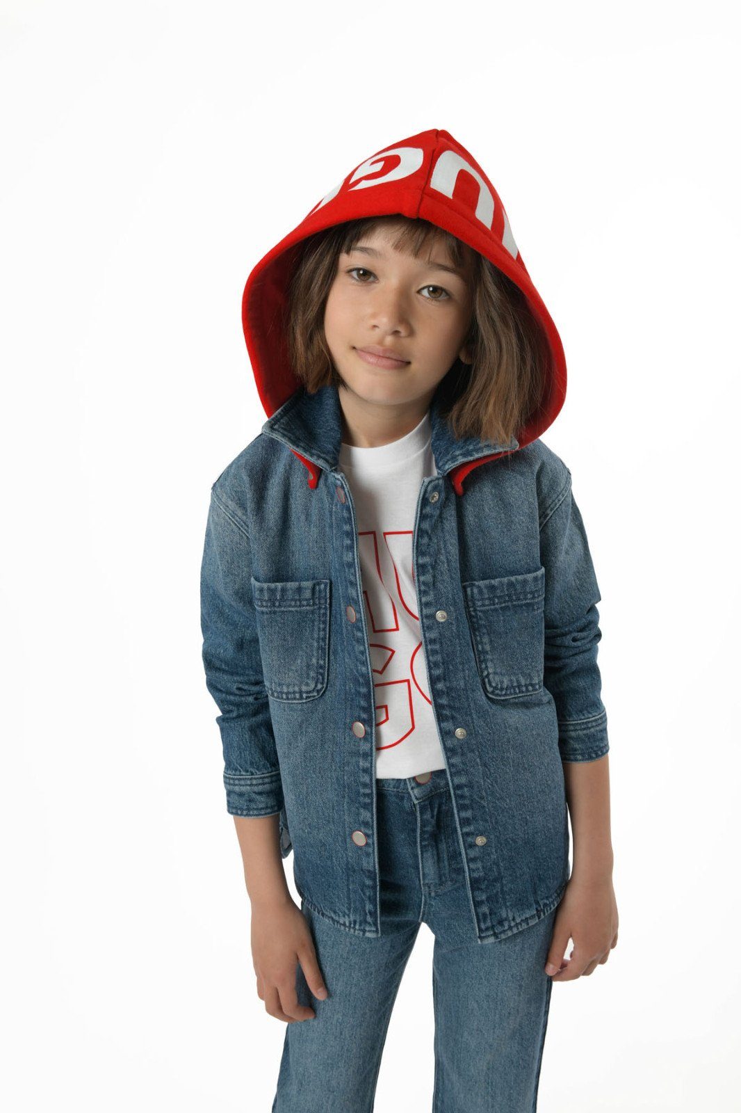 HUGO Jeansjacke HUGO coole Jeansjacke mit roter Kapuze