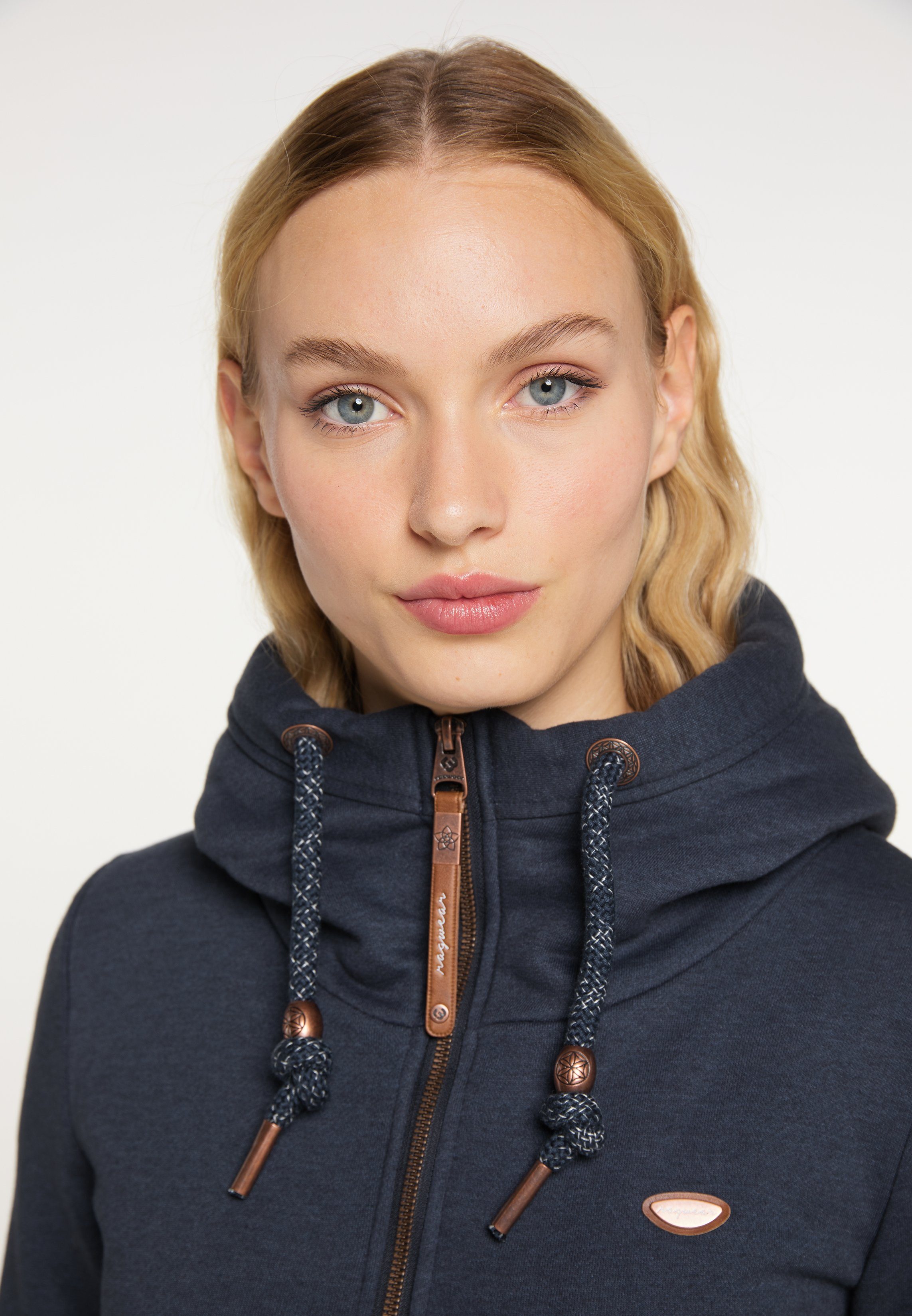 NESKA ZIP Sweatshirt Mode SPIRIT Nachhaltige Vegane NAVY & Ragwear