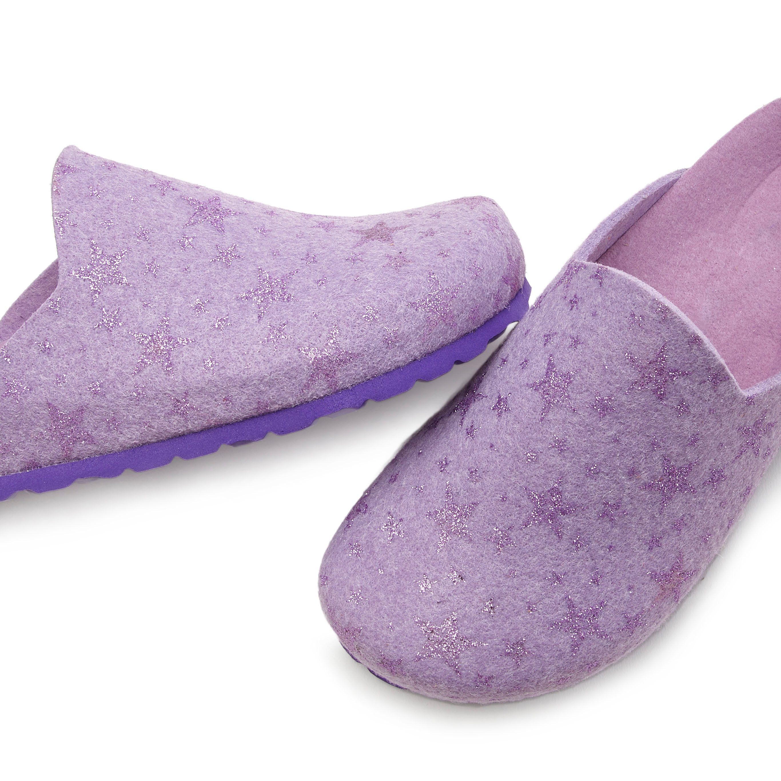 Vivance Dreams by Lascana Pantolette, Clog, Pantoffel, Hausschuh aus Filz mit wärmenden Korkfußbett & Sternenprint – Bild 4 von 5