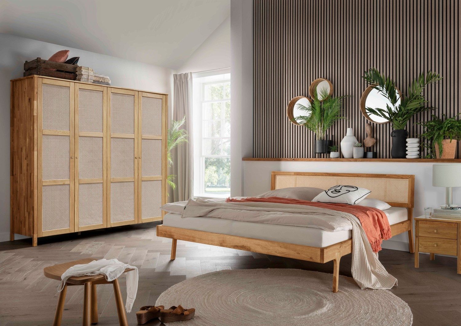 Natur24 Kleiderschrank Schrank Fani 4-Türig 205x61x202 Eiche Massiv Wiener Geflecht