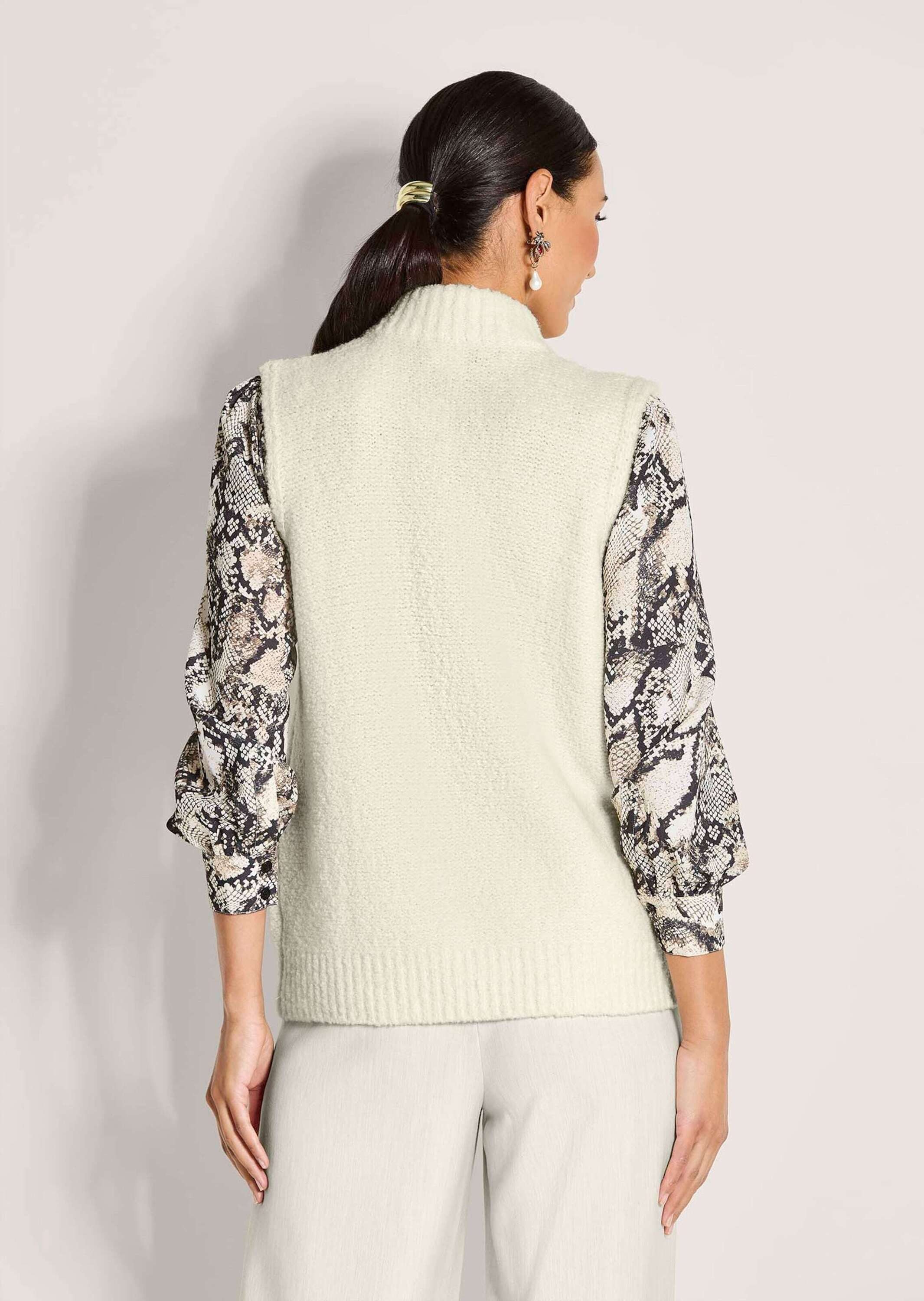 MADELEINE Strickjacke Modische Weste mit Grobstrick-Design Ärmellos, Stehkragen, Zwei-Wege-Zipper