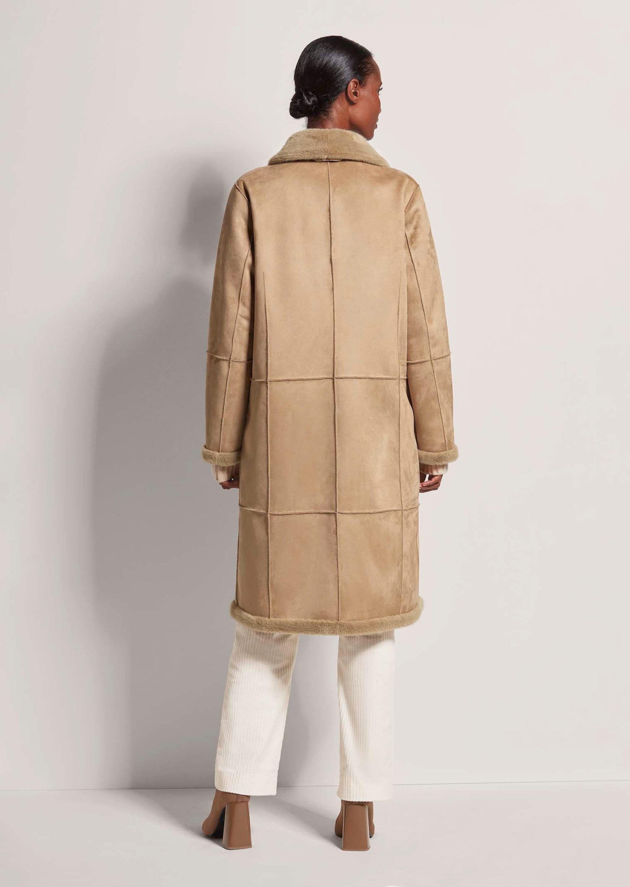 MADELEINE Kurzmantel Wintermantel mit Lammfell-Optik Wendbare Longjacke mit Schalkragen, Ziernähten und Langarm