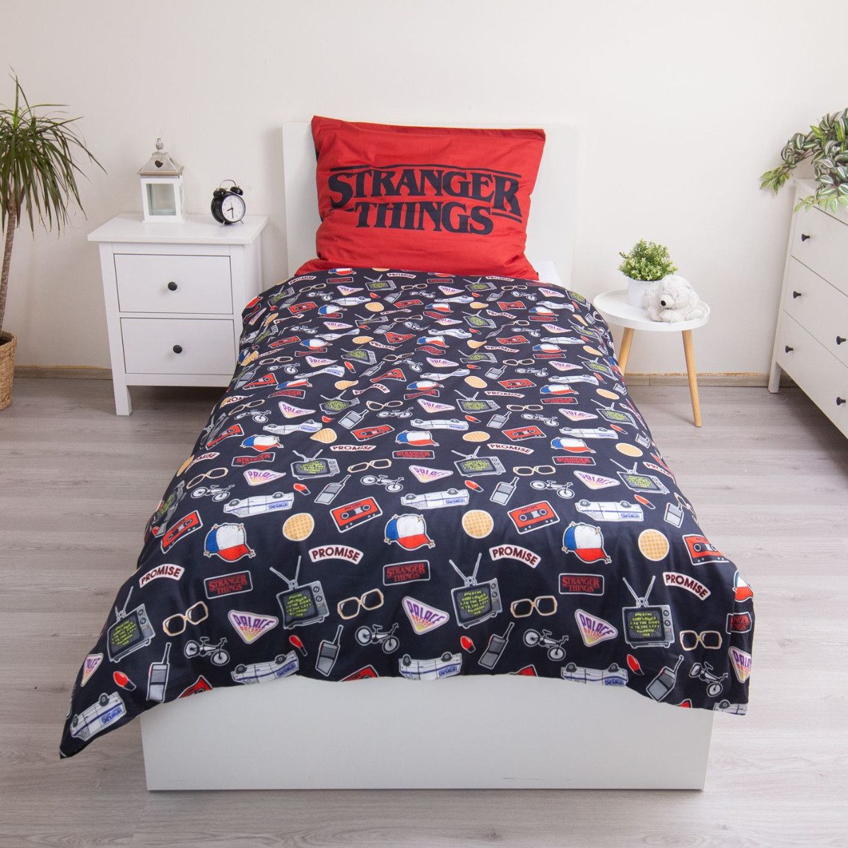 Jerry Fabrics Bettwäsche Stranger Things Bettwäsche 140x200 cm Baumwolle Schwarz