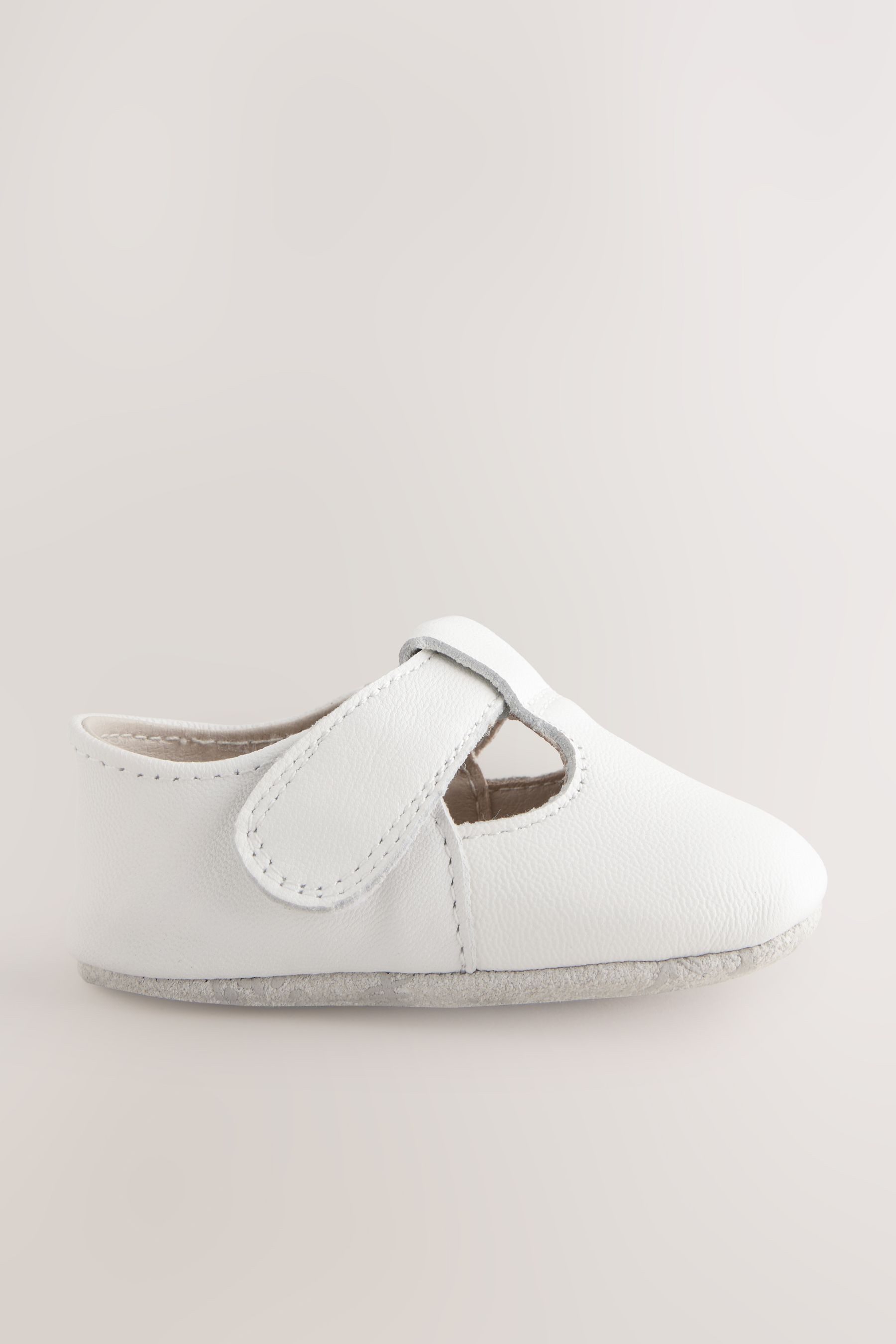 Next Baby Kinderwagenschuhe aus Leder mit T-Steg Babystiefel