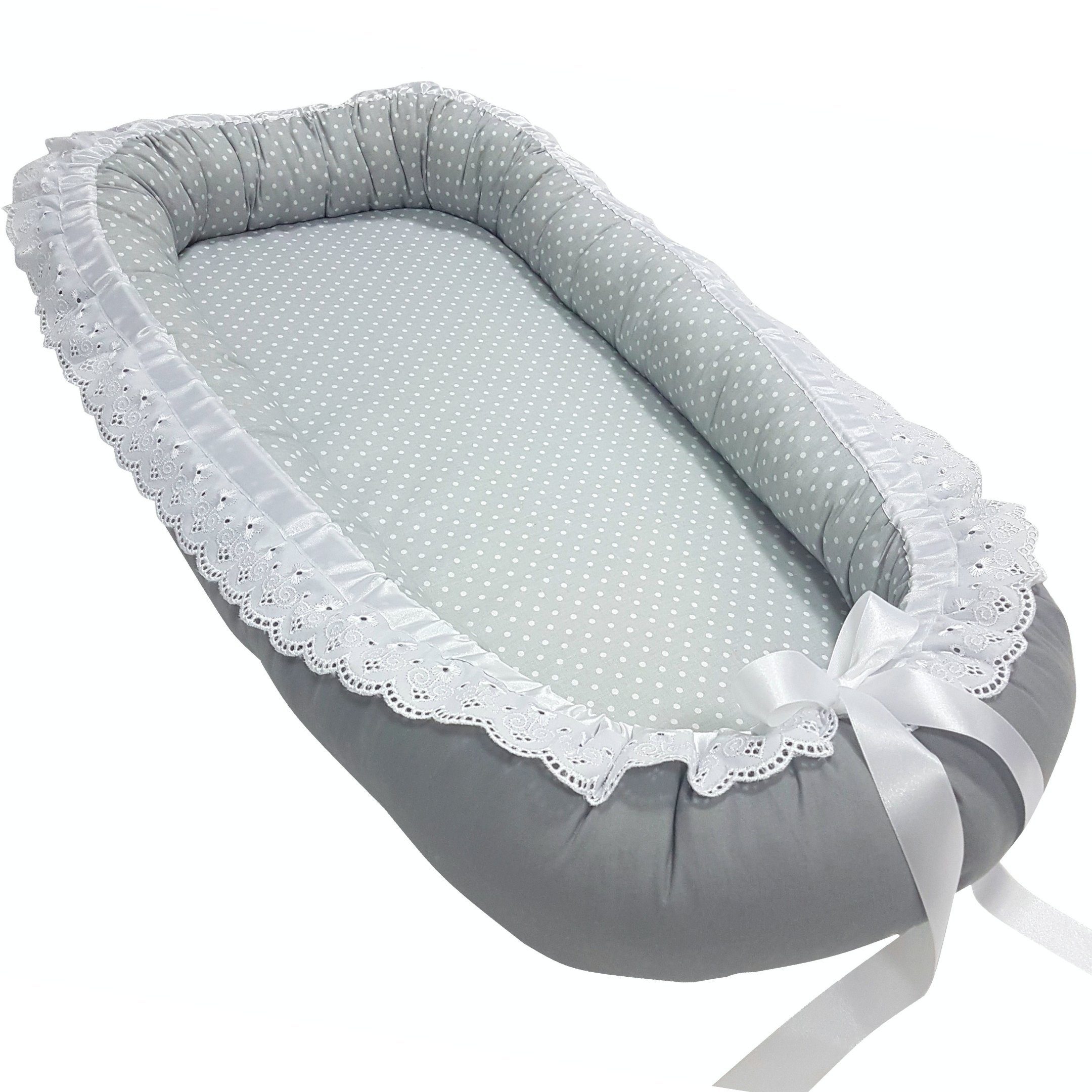 Babymajawelt Kuschelnest Babynest Romantic mit Matratze, Spitze Satin, Mitwachsend, Made In EU, für den Schlaf zwischendruch, Bettverkleinerung