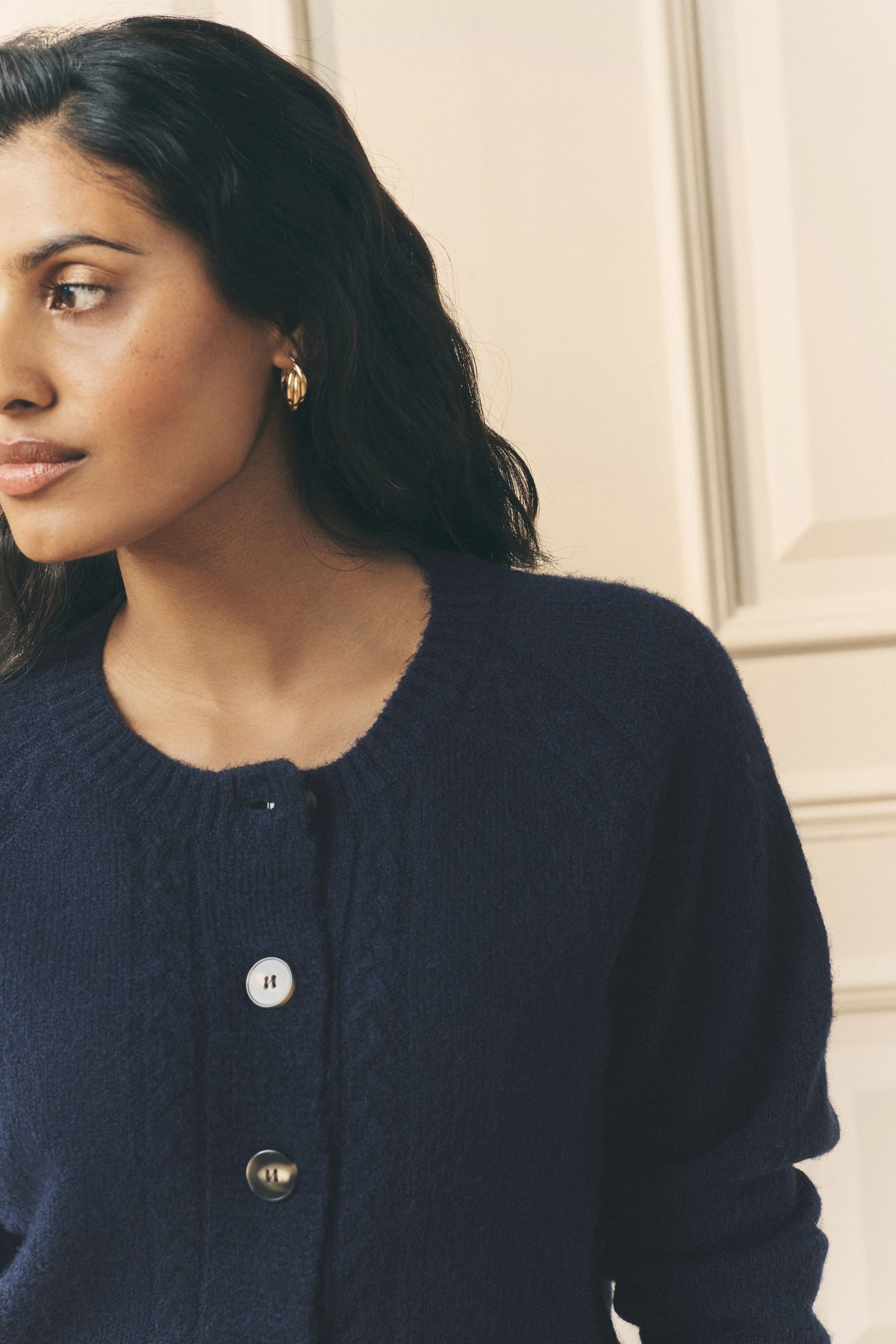 LAURA ASHLEY Strickjacke Laura Ashley Strickjacke mit Zopfmuster (1-tlg)