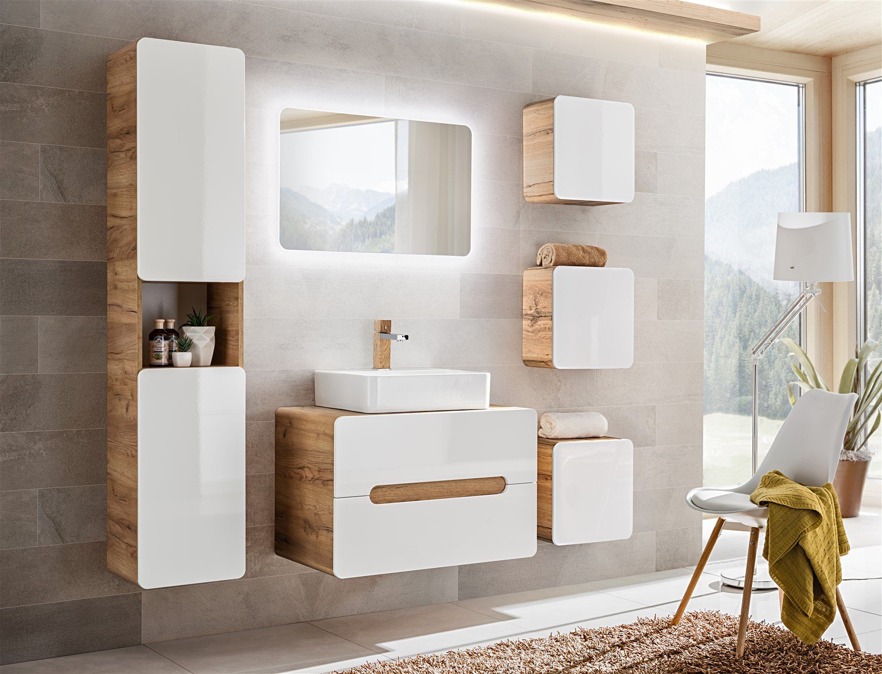 Fun Möbel Badmöbel-Set Badmöbel Set 7-tlg oder 6-tlg Badezimmerset FERMO Weiss HGL, (Set, 7-St., Waschbeckenunterschrank, Spiegel LED, 4 x Hängeschrank), Schubladen und Türen mit Soft-Close-System, Spiegel inkl. LED