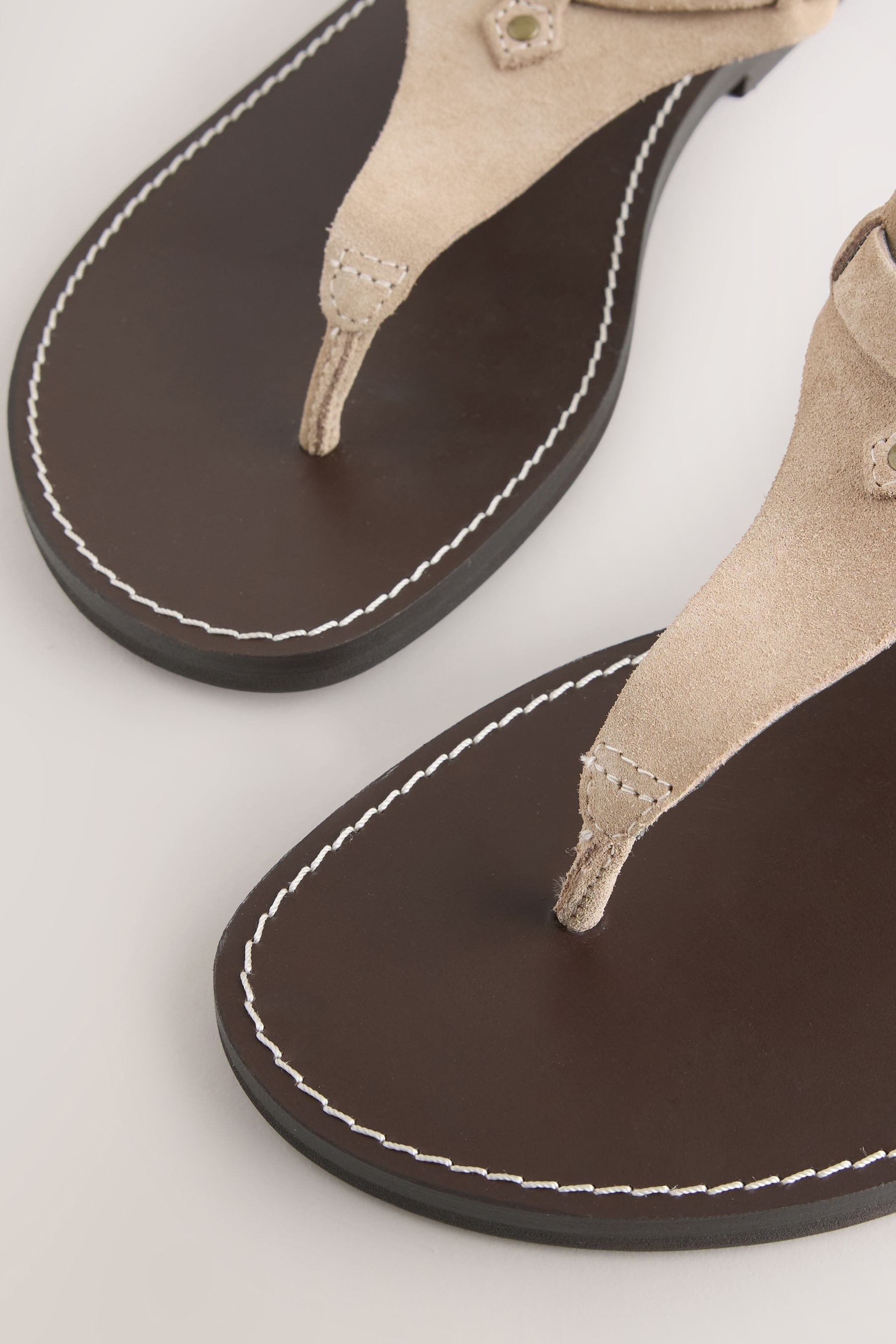 Next Gladiatur-Zehenstegsandalen Römersandale (1-tlg)