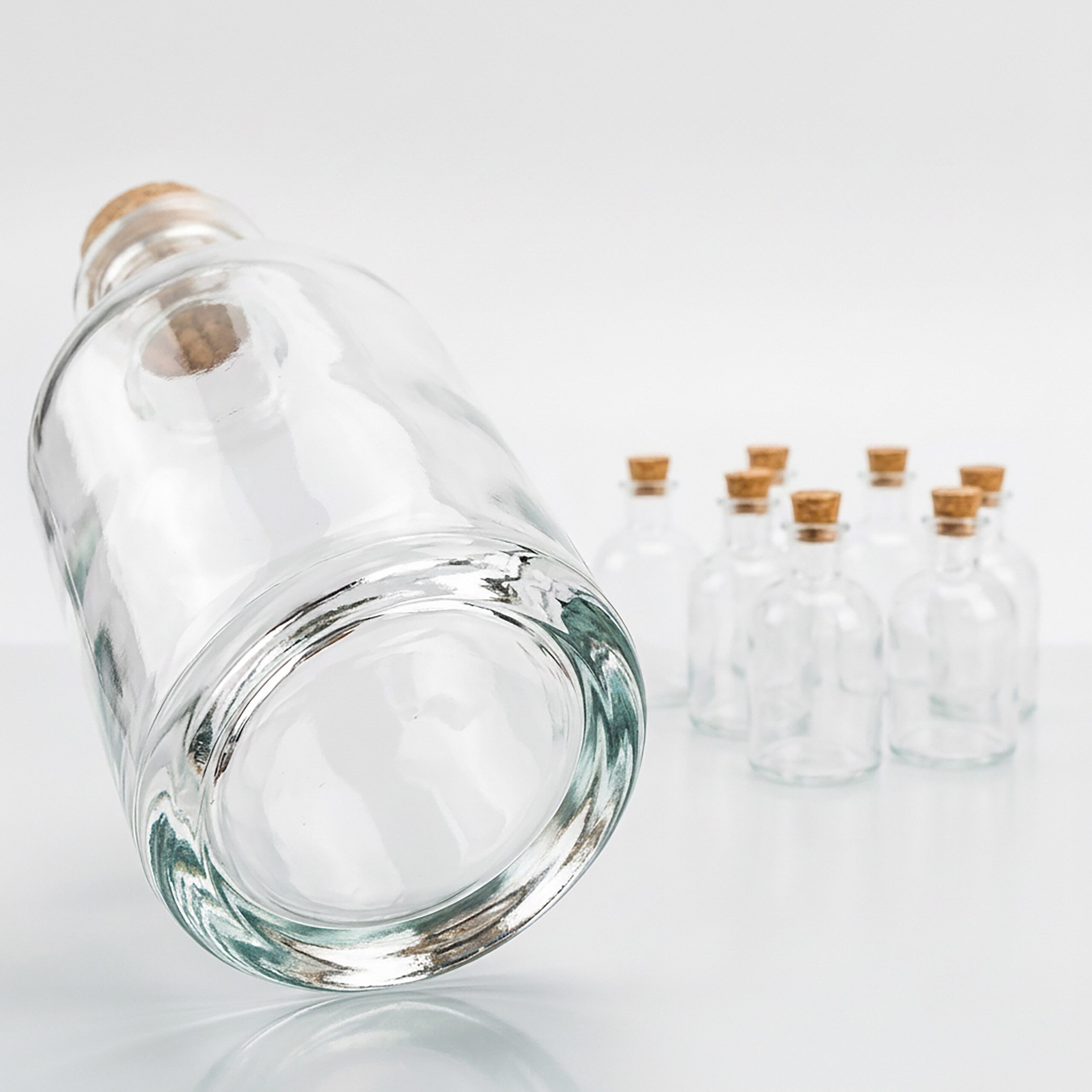relaxdays Vorratsglas Glasflaschen mit Korken 8er Set, Glas, (8-tlg) – Bild 5 von 5