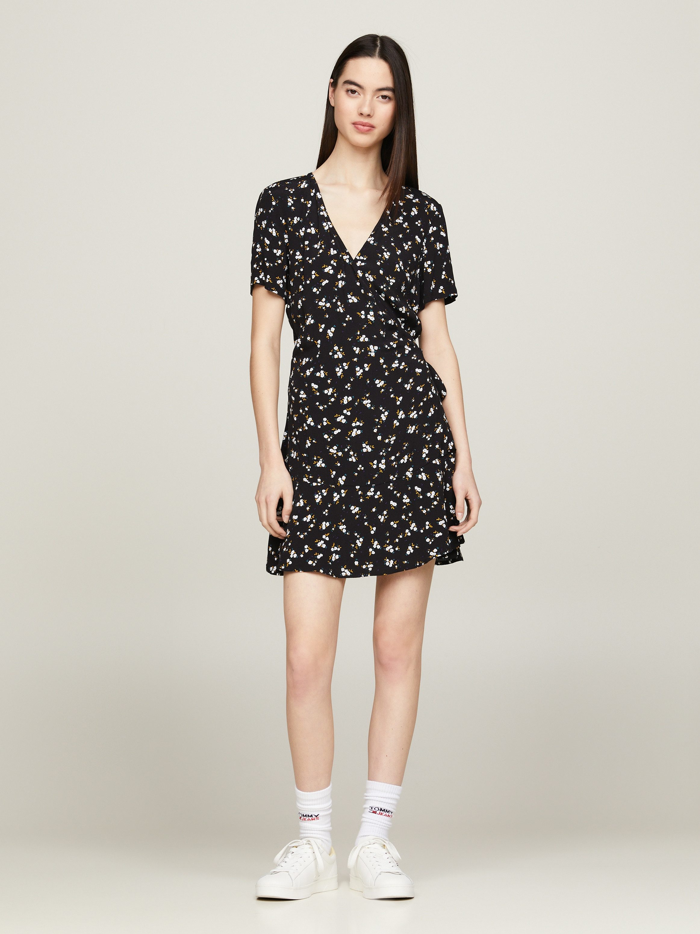 Tommy Jeans Wickelkleid TJW FLORAL RUFFLE günstig online kaufen