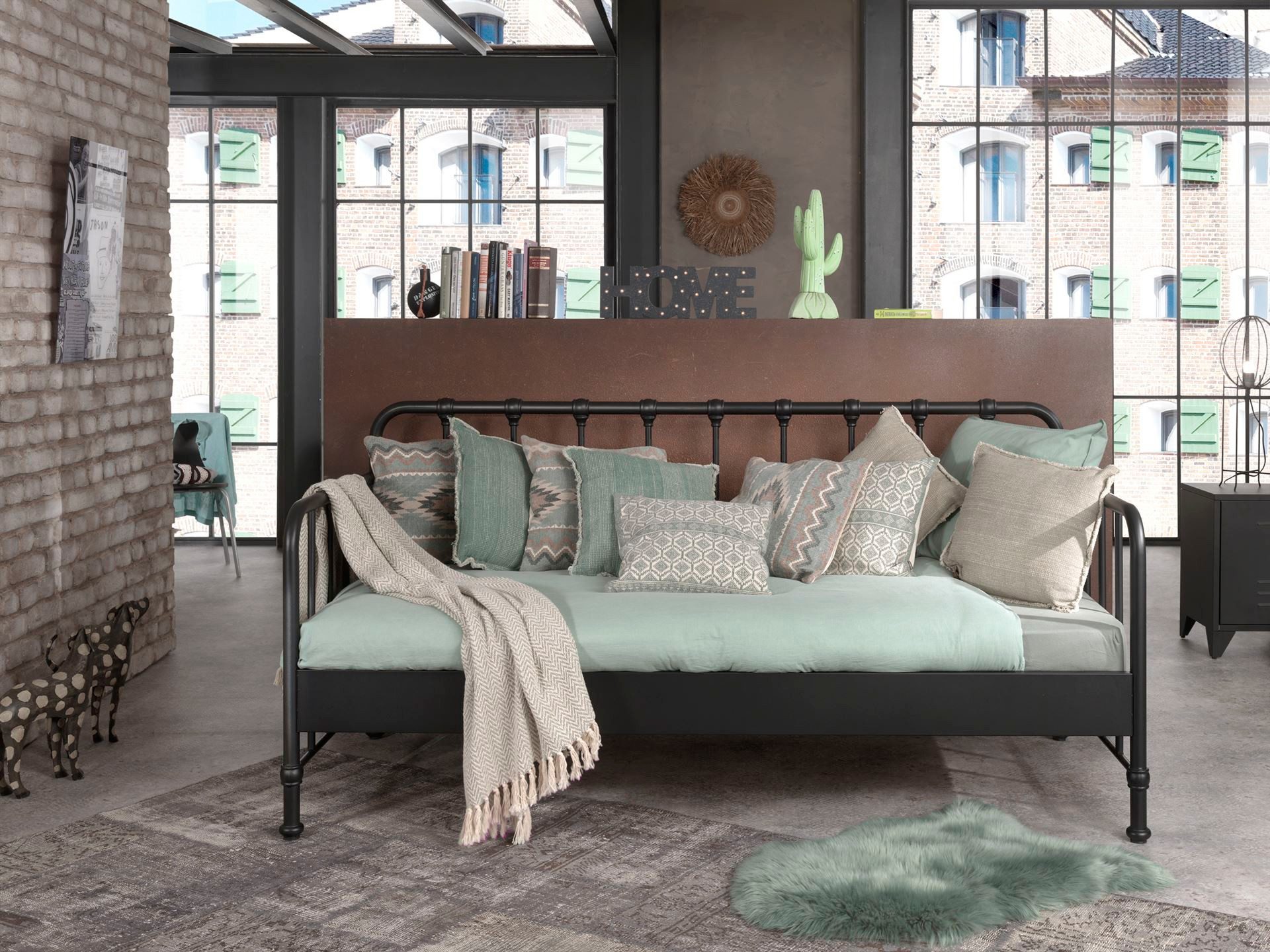 58 aufm Kessel Bettgestell Metallbett Kay 97x206x110 Einzelbett avantgarde Metall Schwarz matt (inkl. Versand, Lieferung bis Verwendungsstelle), Liegefläche 90x200, modernes Bett mit Rohrrahmen und trendiger Optik