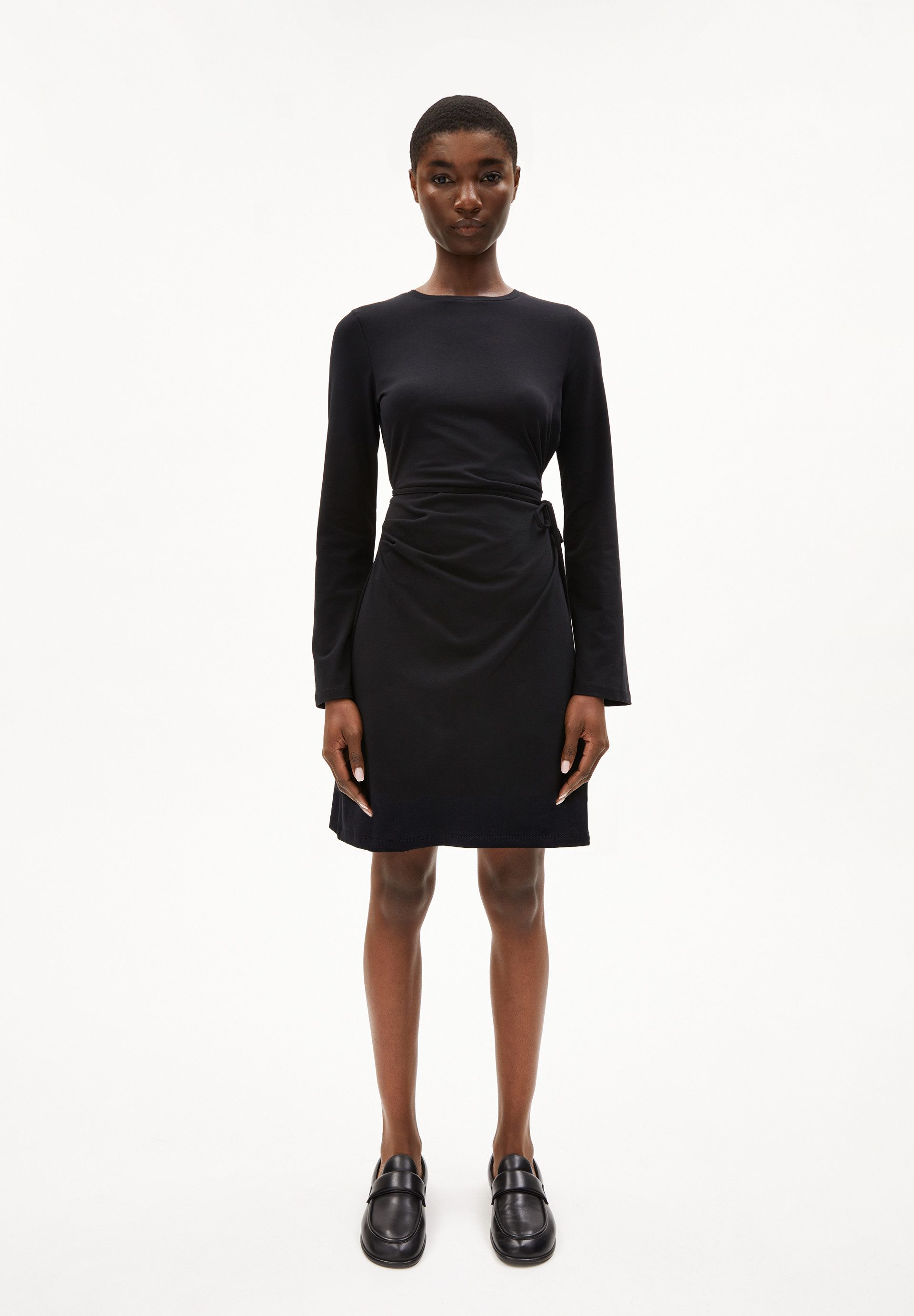 Armedangels Maxikleid CEETAA Jerseykleid aus Bio-Baumwoll Mix Slim Fit Jers günstig online kaufen