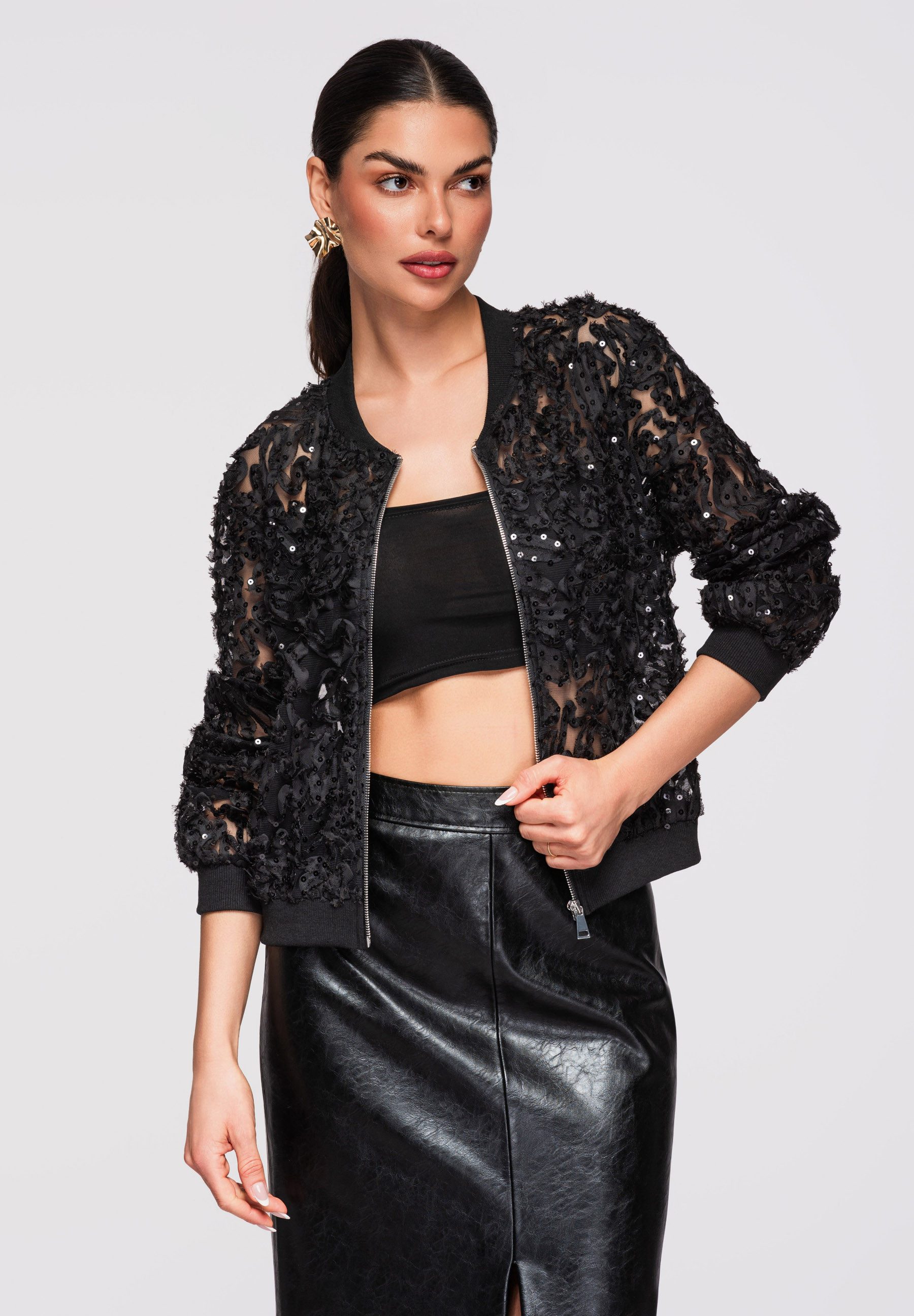 OMBRE Bomberjacke Damen Bomberjacke Pailletten Textilapplikationen Fashion Schwarz S (1-St) Dekorative Pailletten, Textilapplikationen