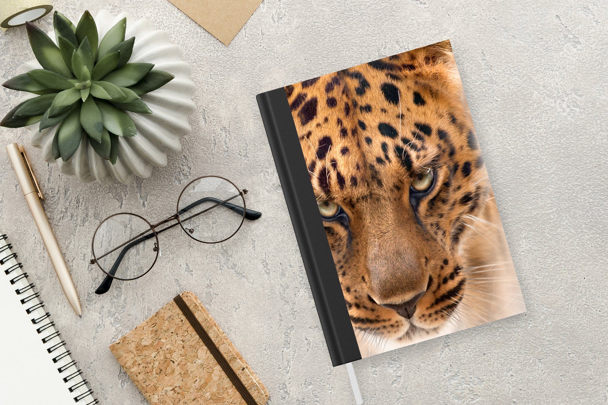 MuchoWow Notizbuch Leopard - Porträt 98 A5, Gesicht, Tagebuch, Seiten, Journal, Merkzettel, Haushaltsbuch - Notizheft