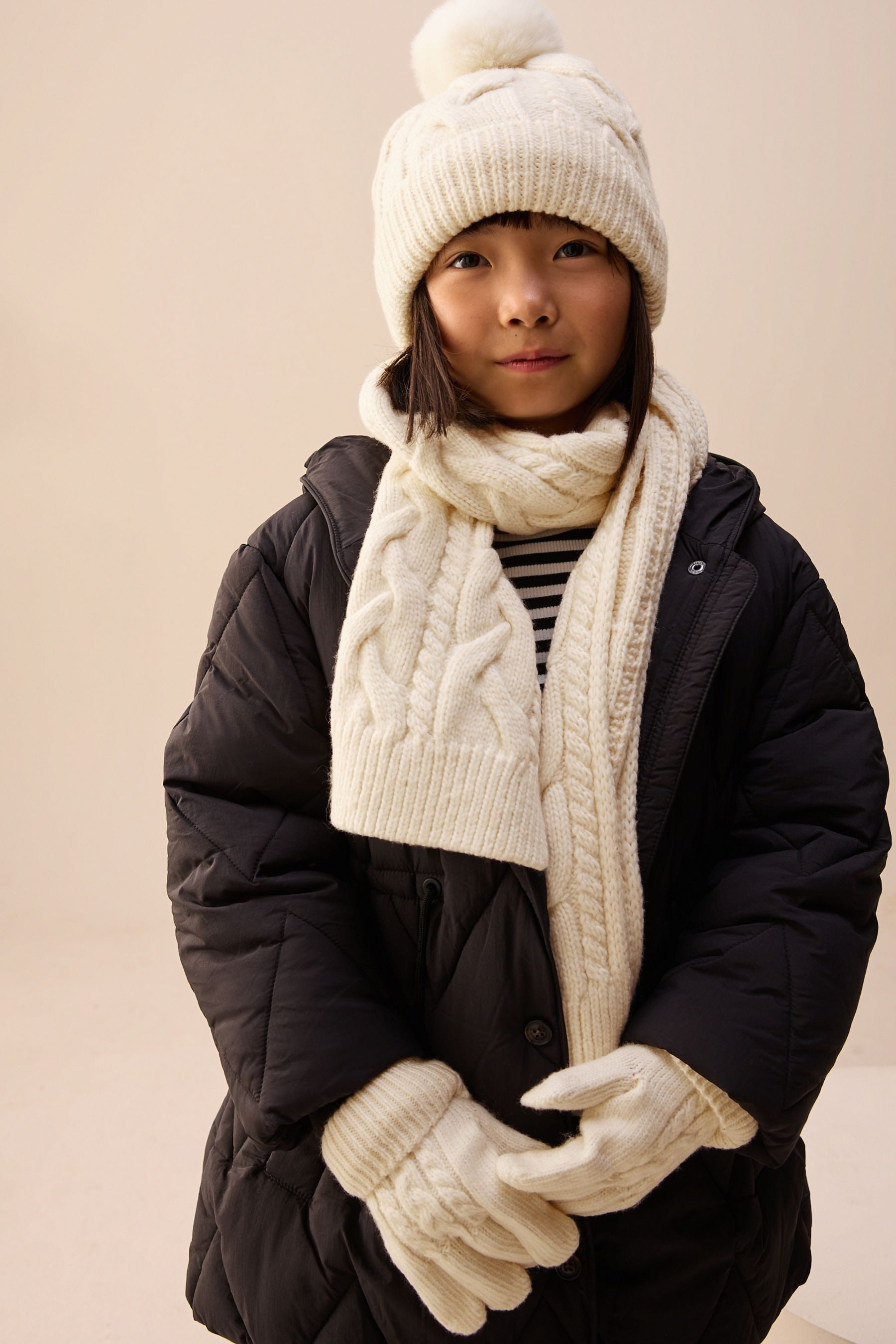 Next Beanie Set mit Zopfmuster-Beanie, Schal und Handschuhen (3-St)