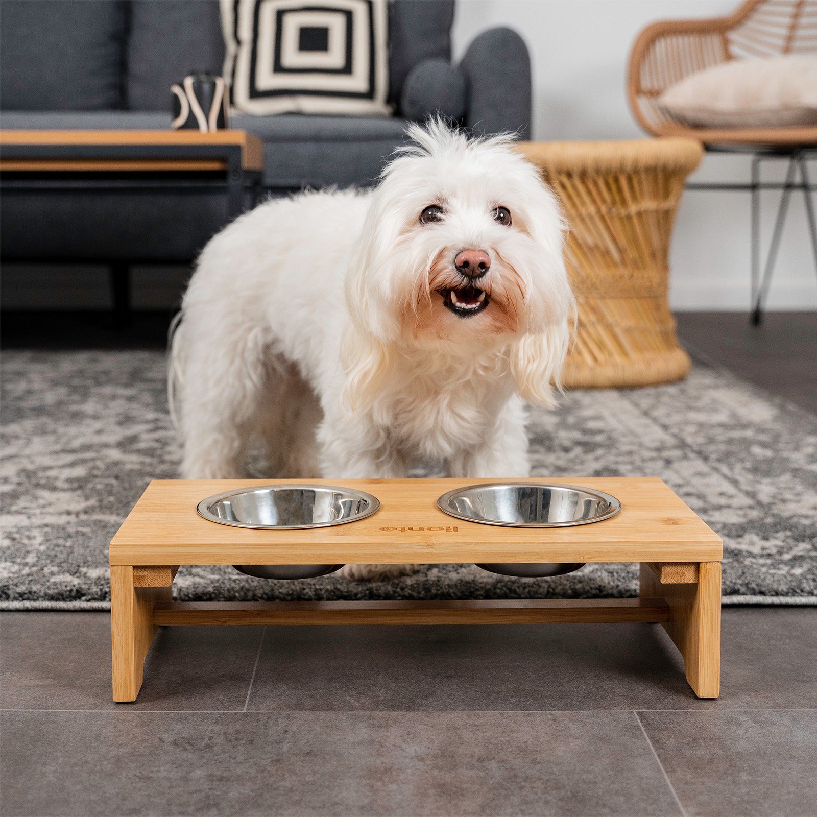 lionto Futterstation erhöht aus Bambus & Edelstahl, Edelstahl, stilvolle Bambus-Futterbar mit rutschfesten Füßen & 2 Edelstahlnäpfen