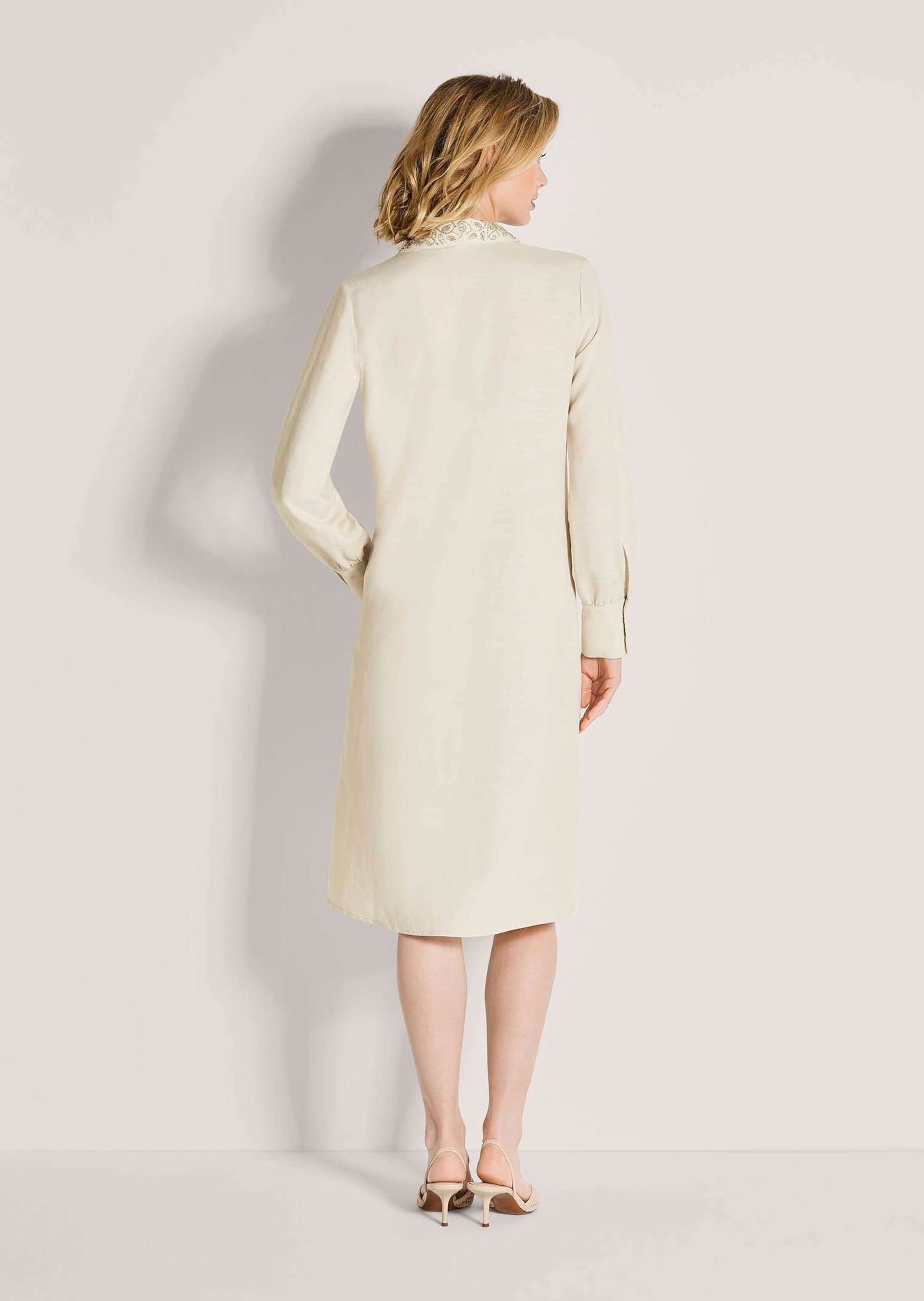 MADELEINE Midikleid Viskosekleid mit Stäbchen-Pailletten Sommerkleid mit V-Ausschnitt, Knielänge und Langarm